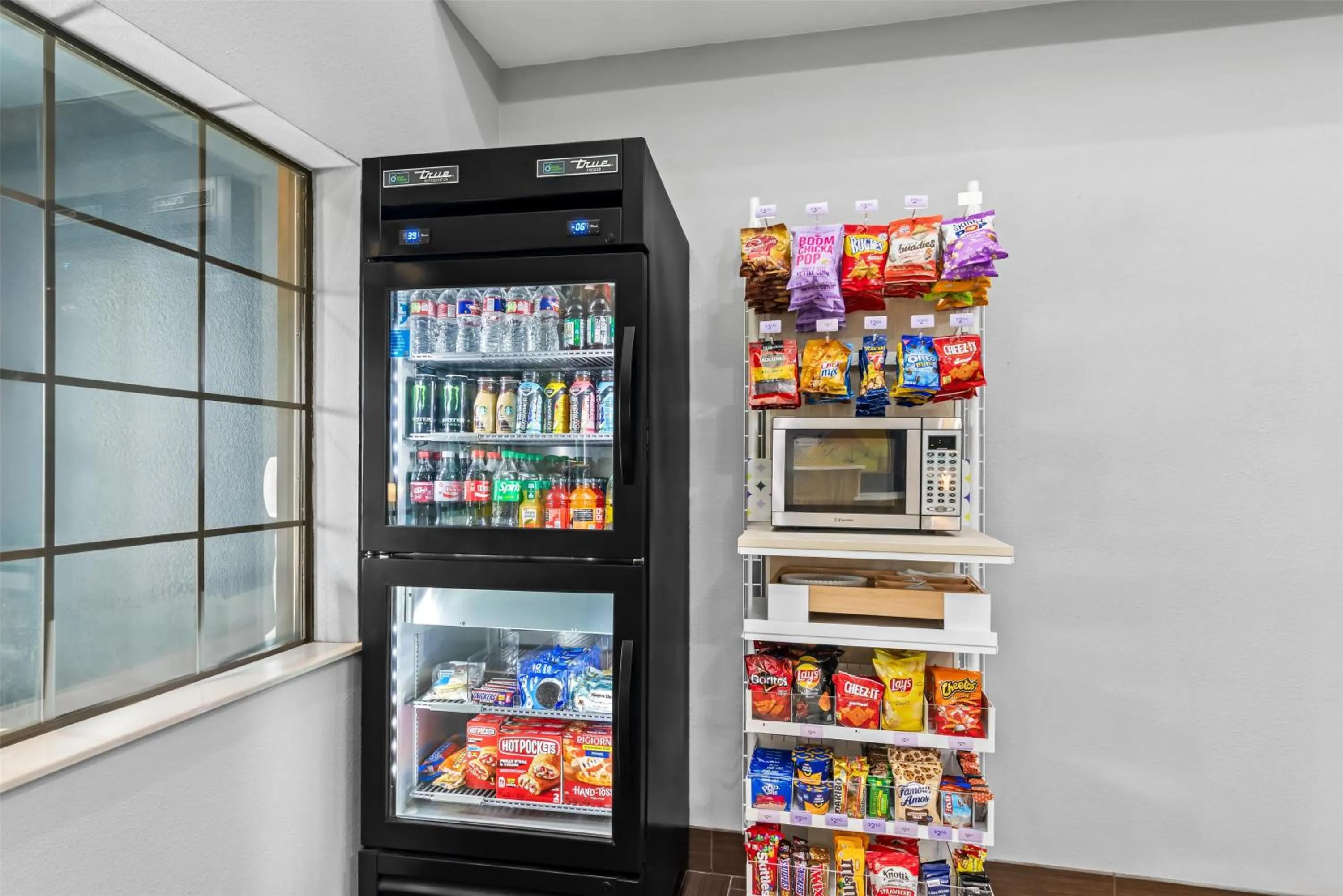 Restaurant/places to eat in Spark by Hilton Round Rock