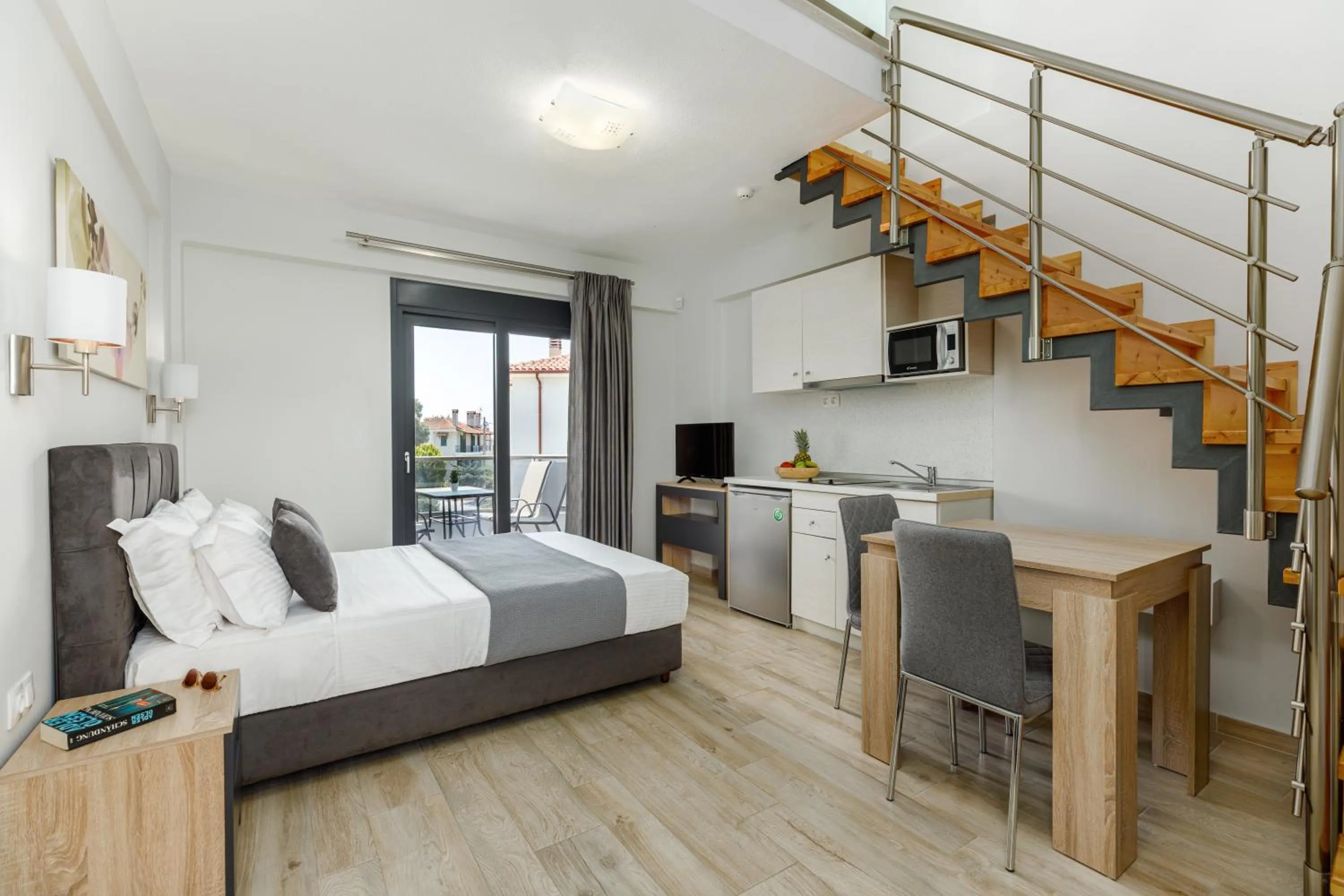 Kitchen or kitchenette, Bed in Ilis Villas