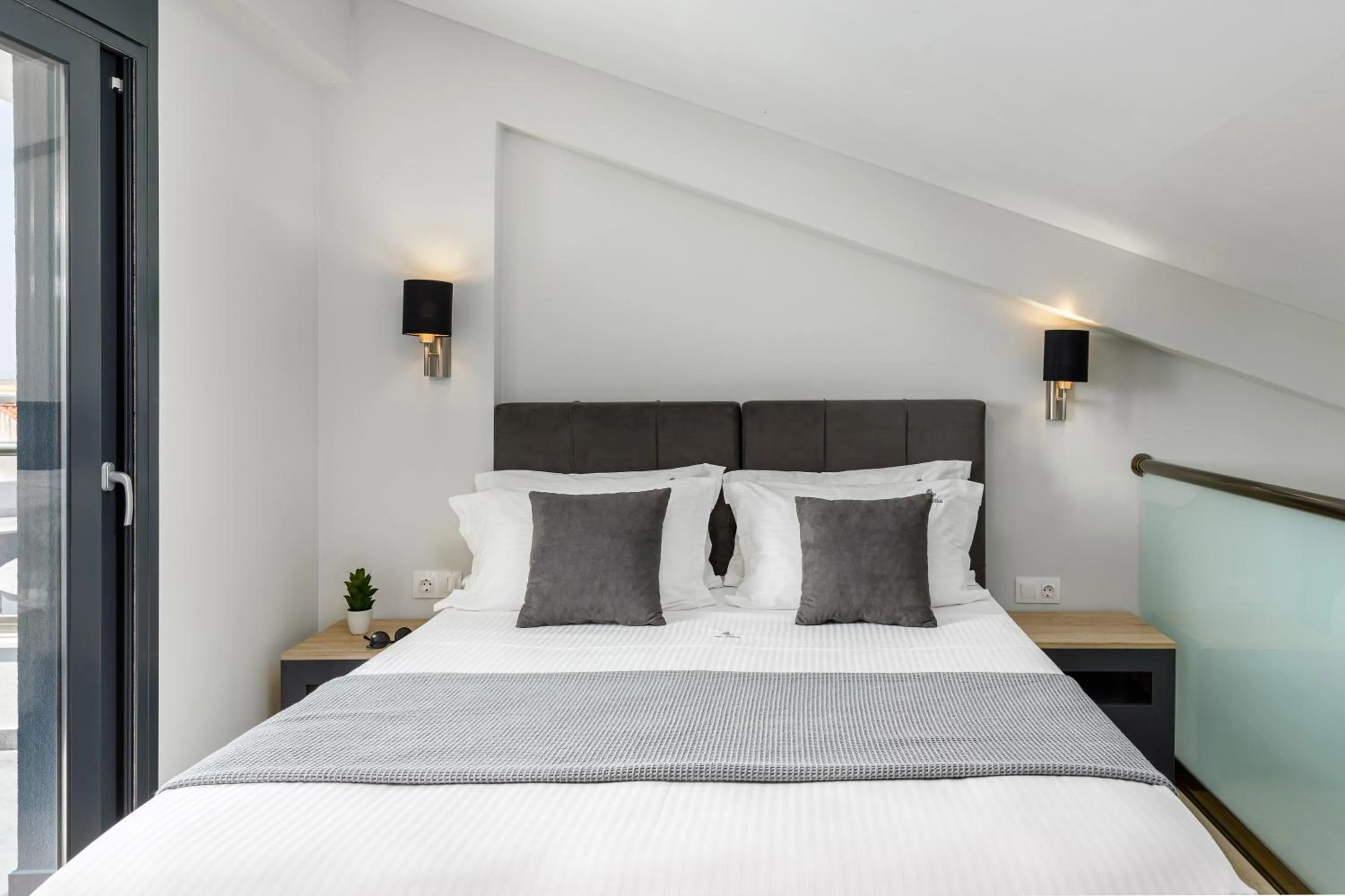 Bedroom, Bed in Ilis Villas