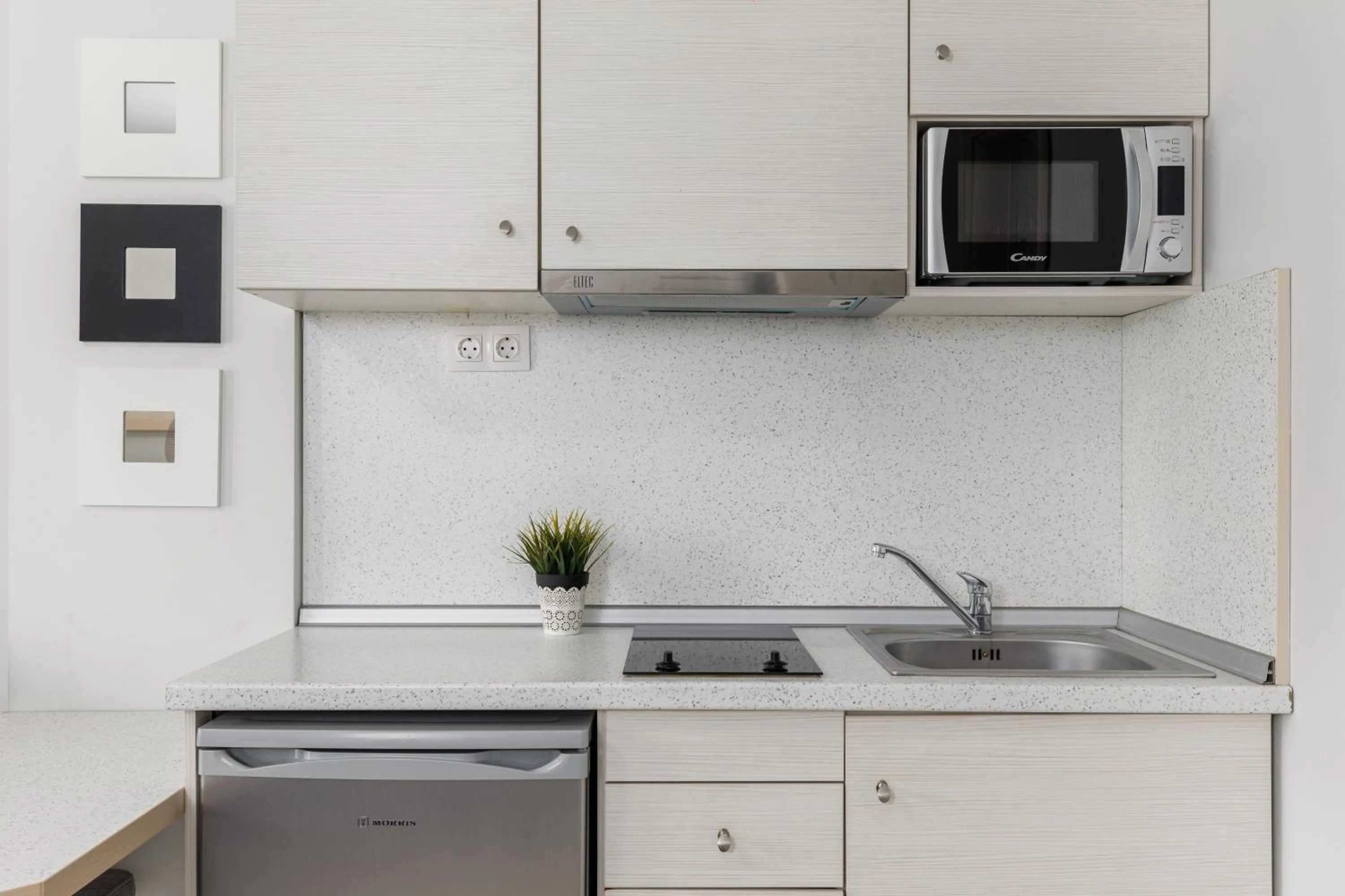 Kitchen or kitchenette in Ilis Villas