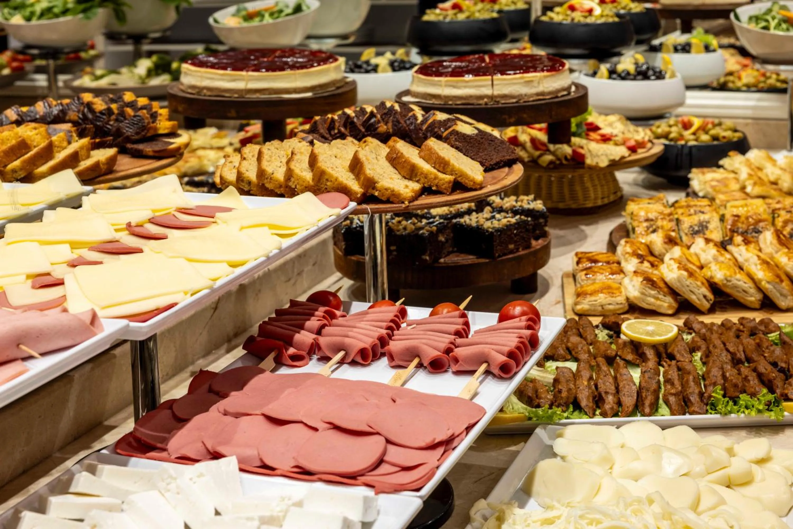 Buffet breakfast in Raymond Hotel Old City