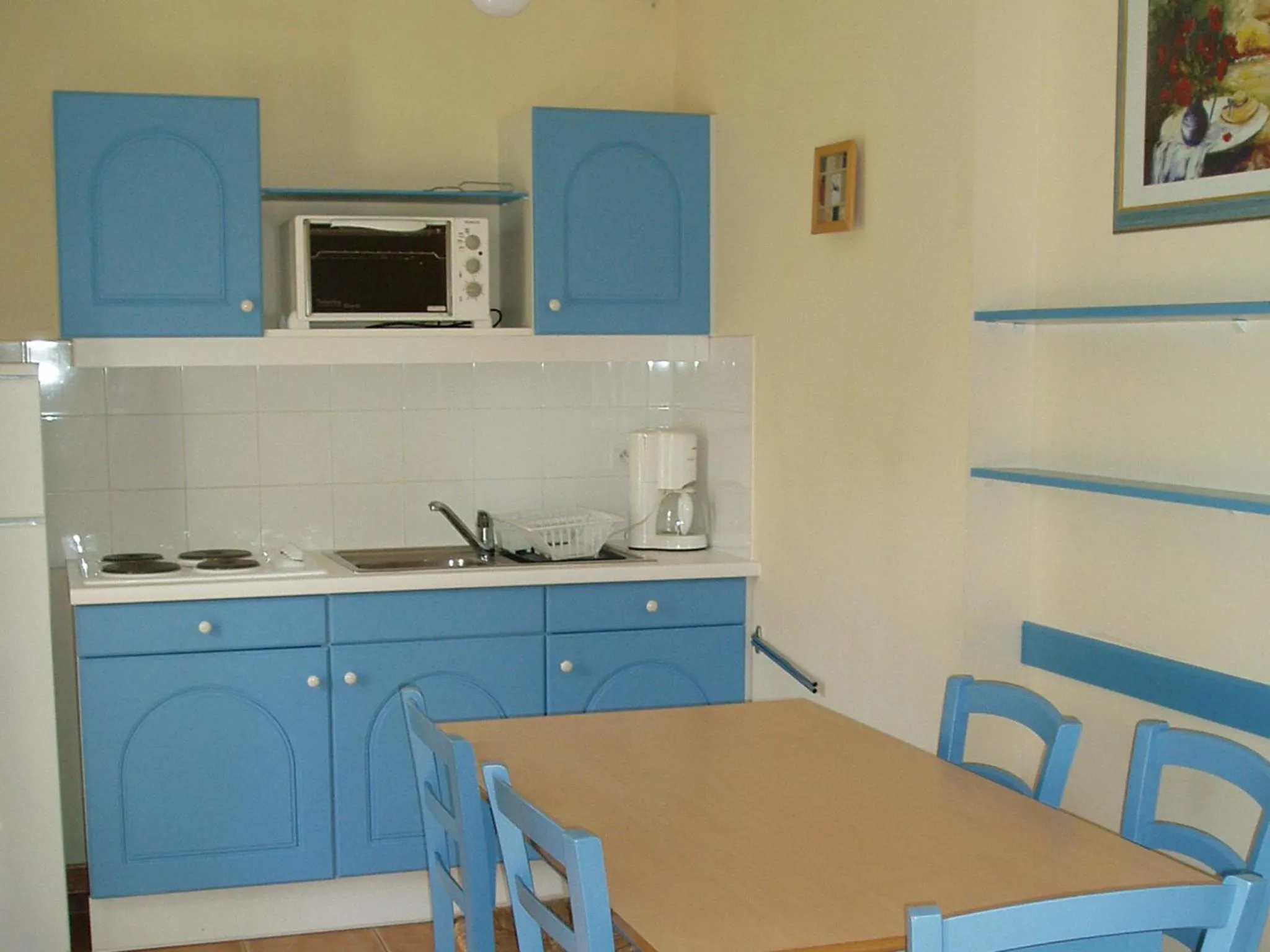 Kitchen or kitchenette in Lagrange Vacances Les Mazets de Gaujac