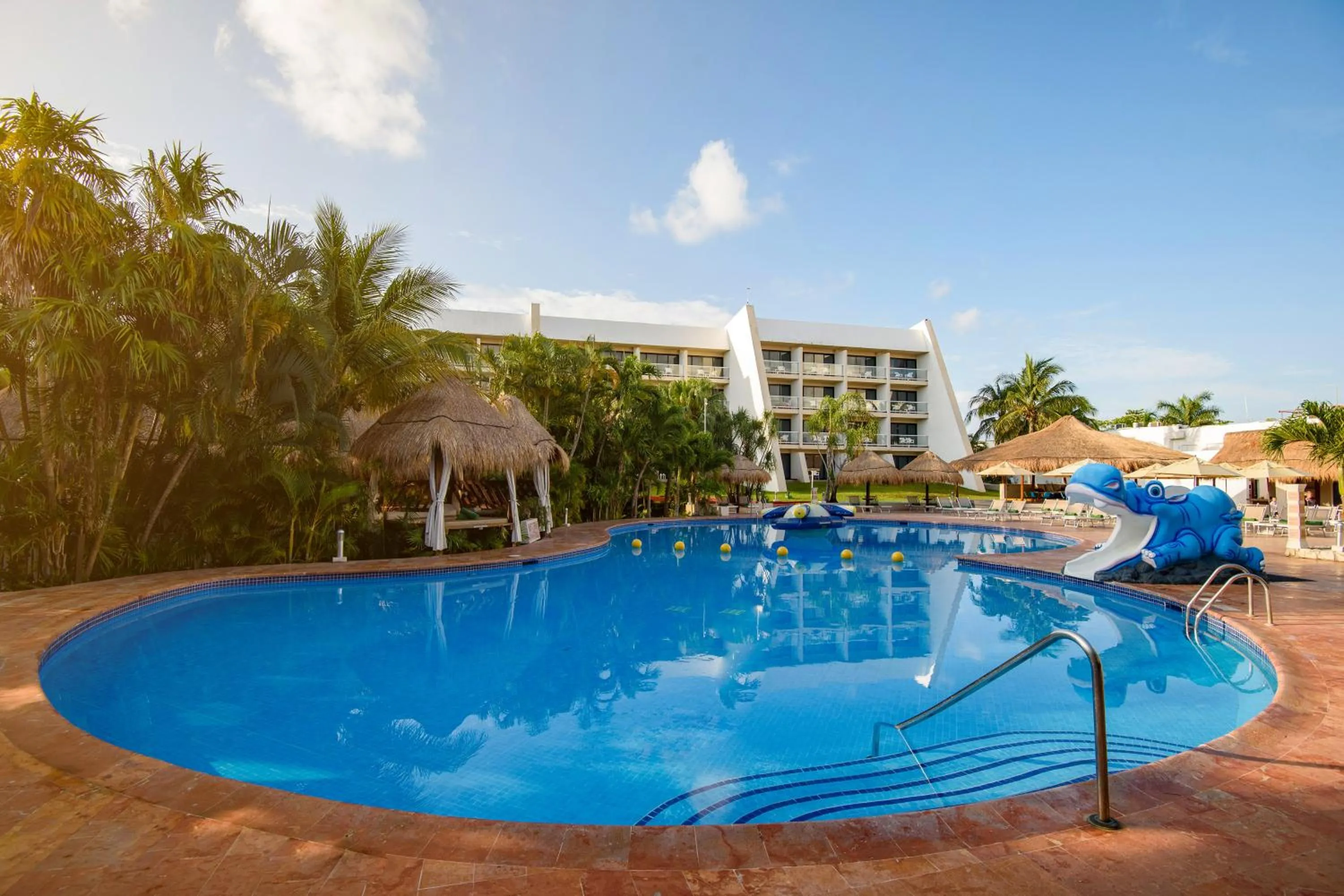 Pool view in Melia Cozumel All Inclusive