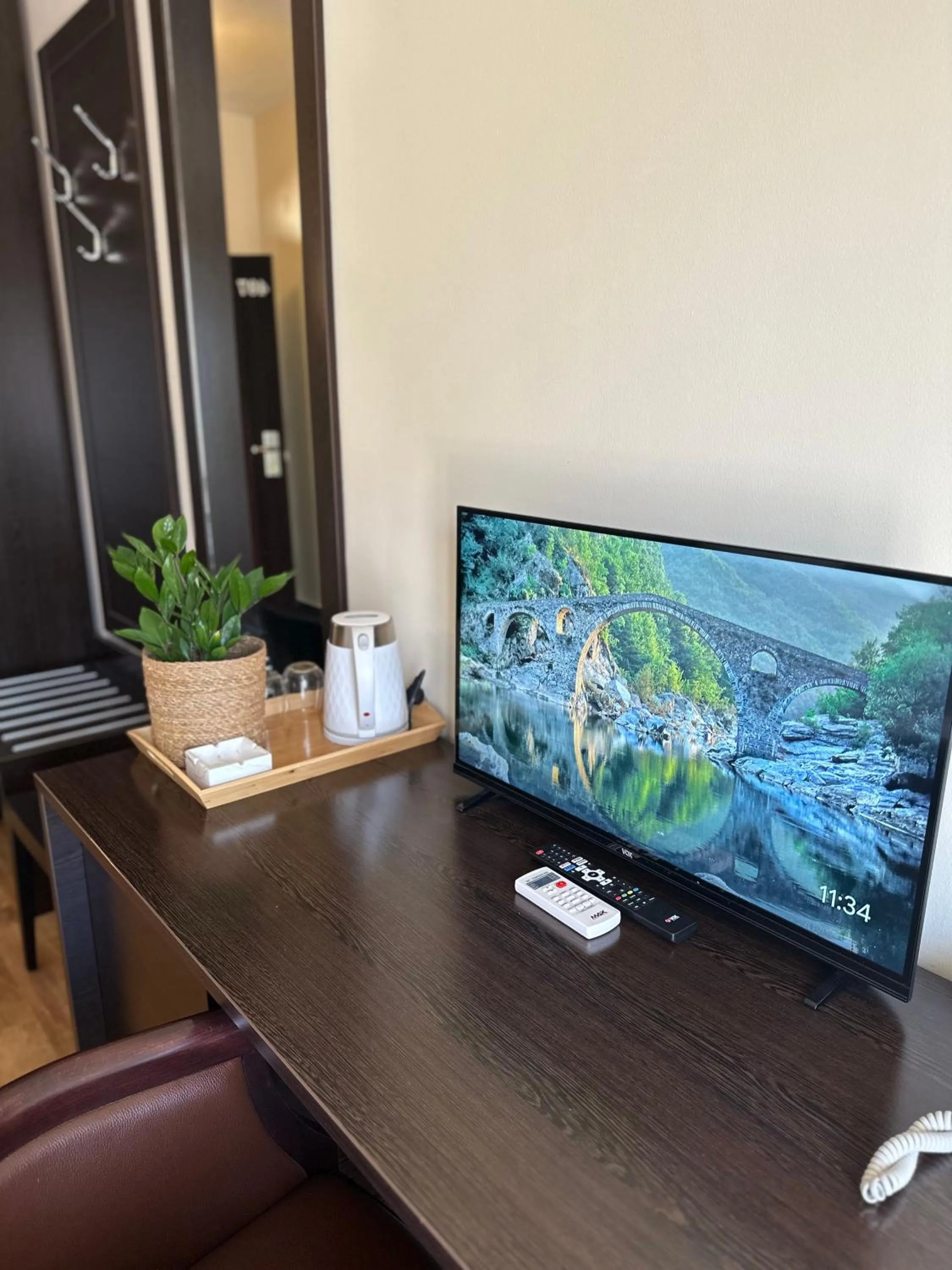 Lucic Rooms & Suites