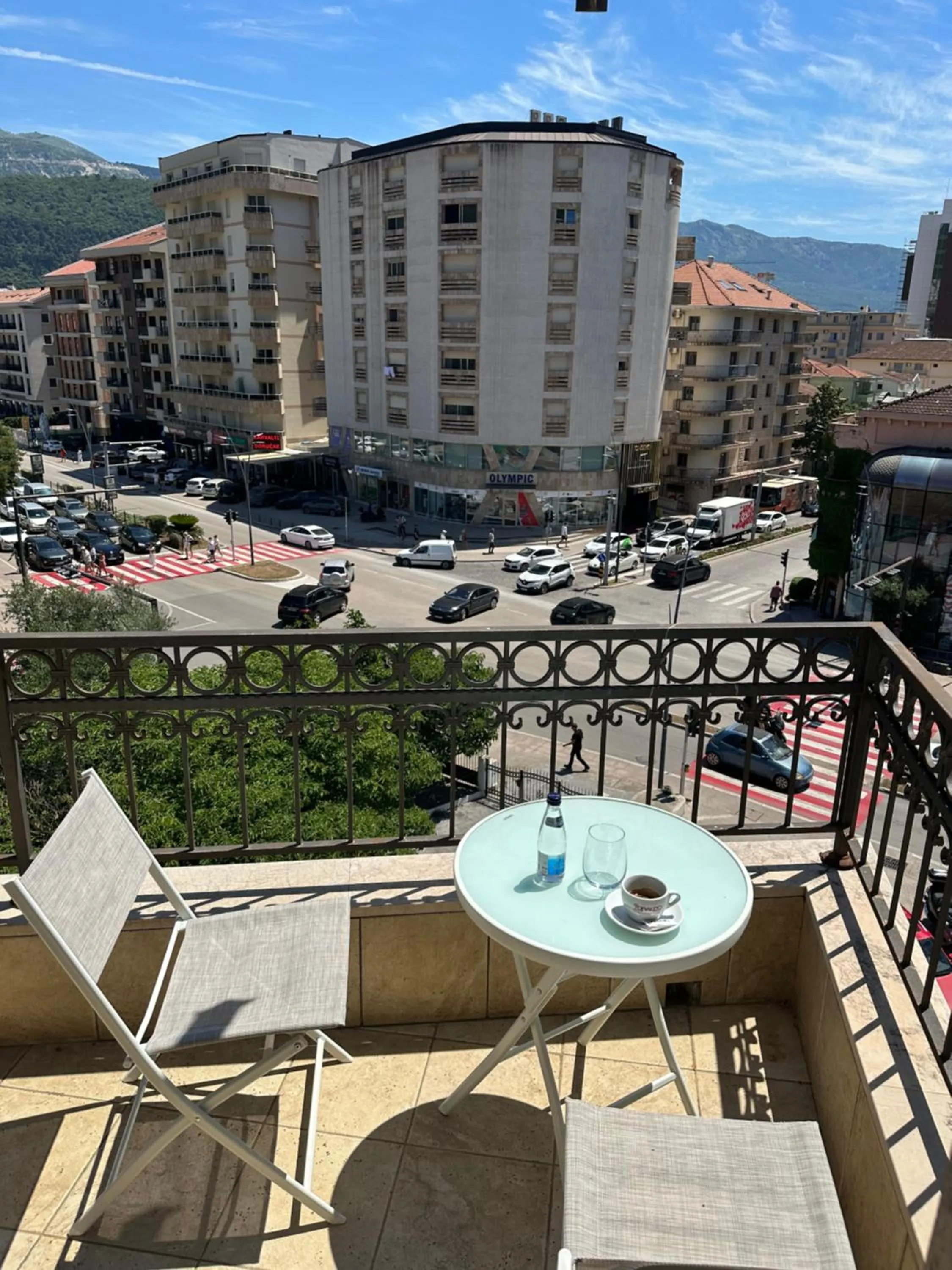 Lucic Rooms & Suites