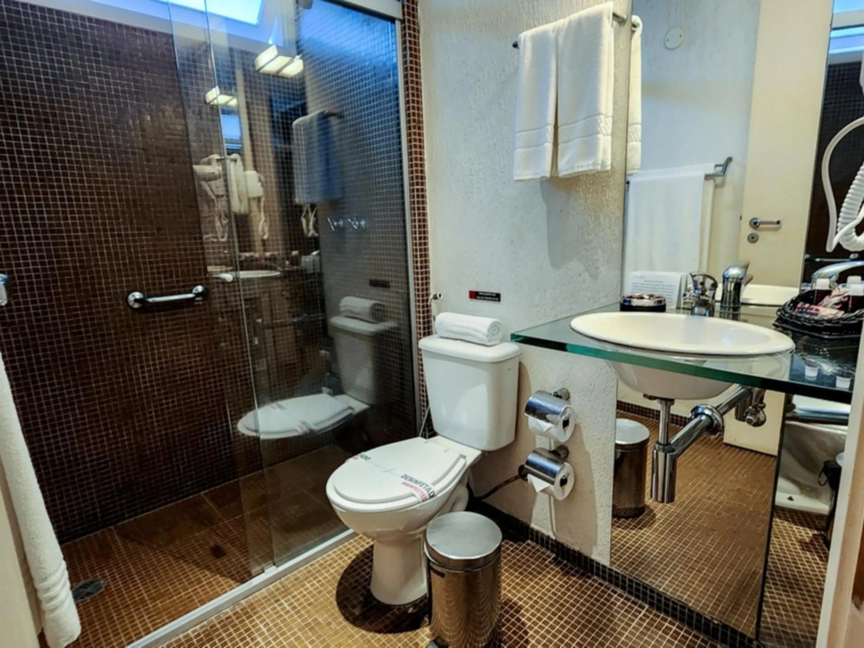 Shower in Ferraretto Guarujá Hotel & Spa