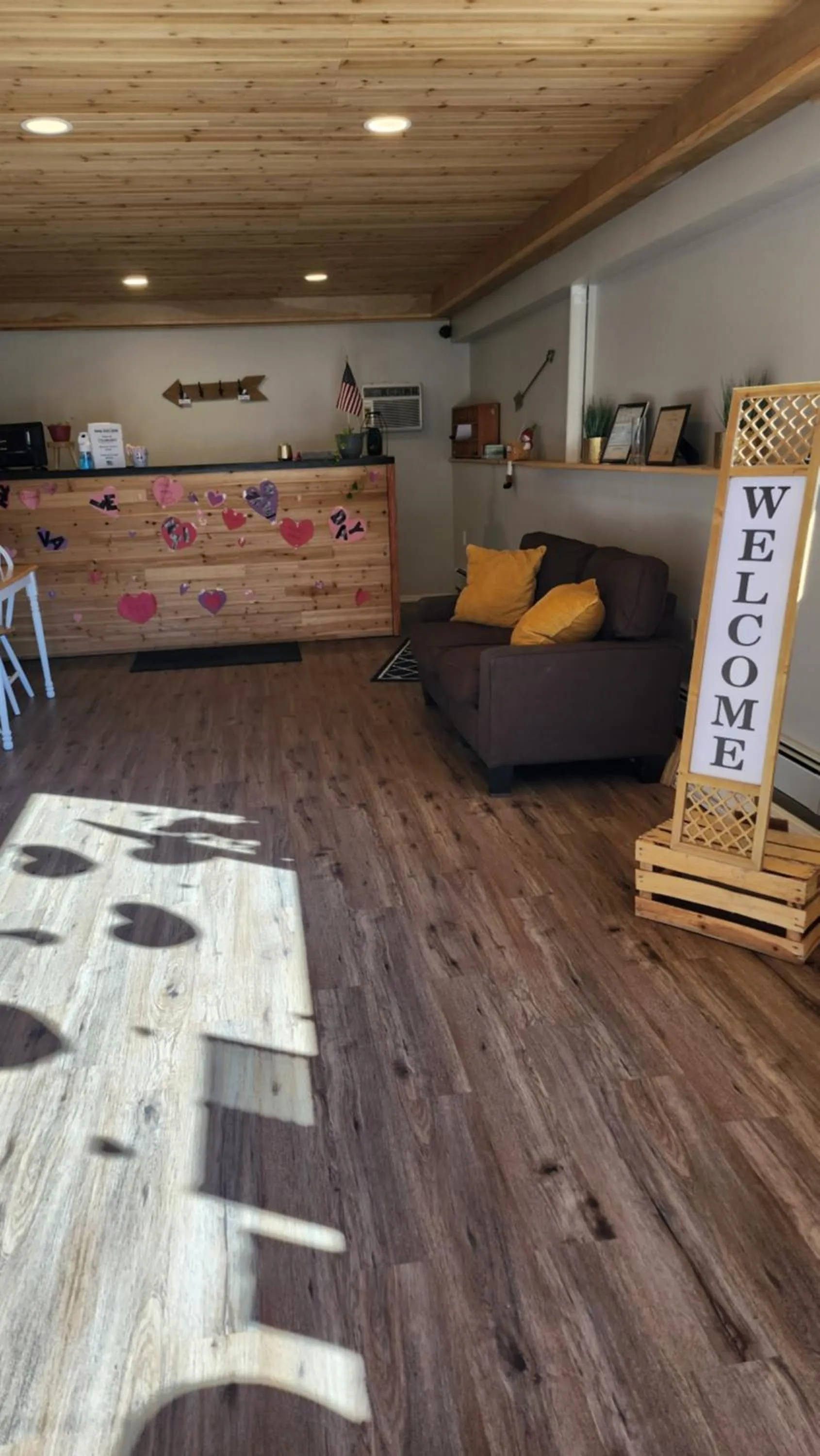 Coffee/tea facilities in Golden Arrow Motel