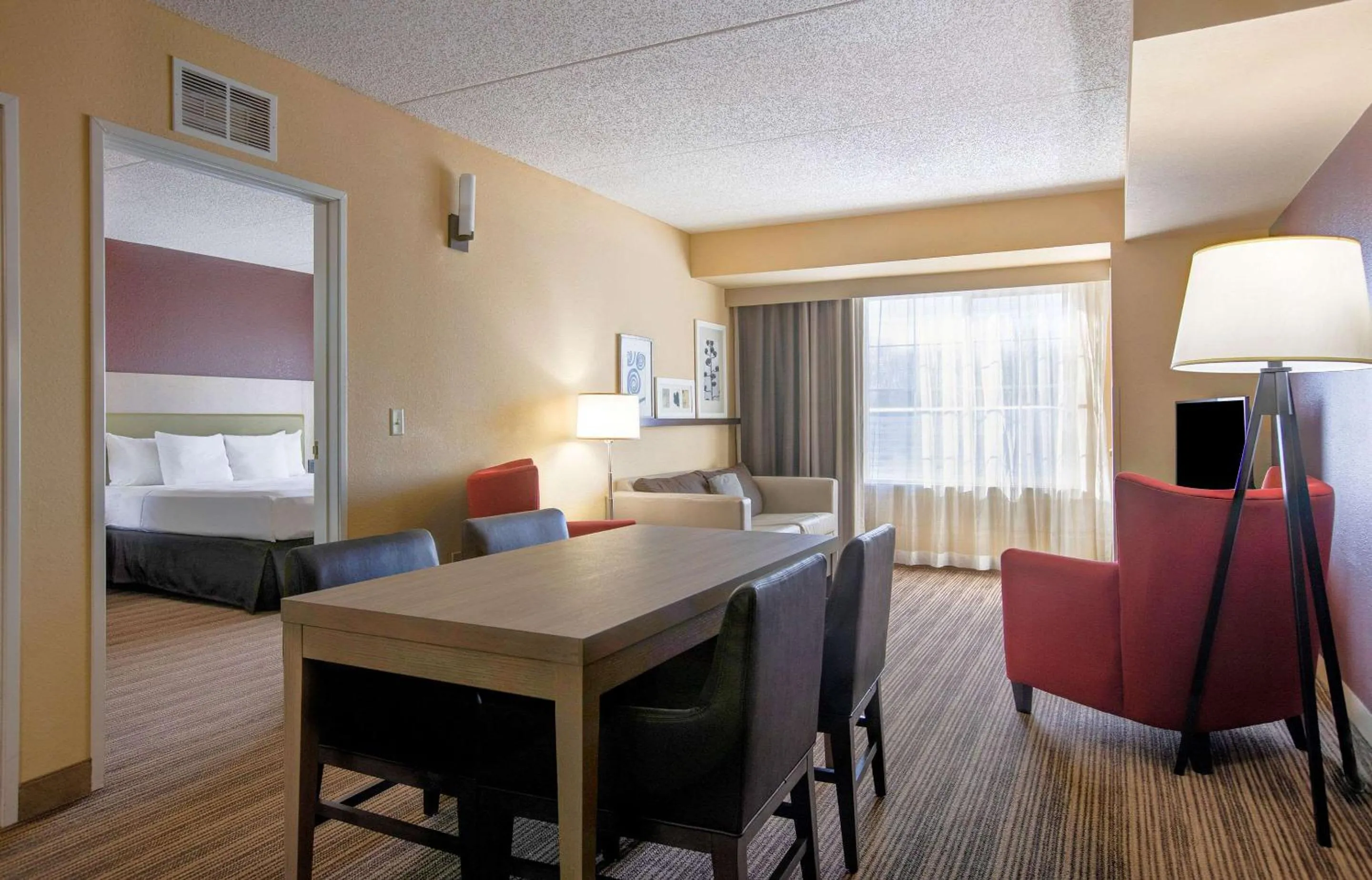 Bedroom, Bed in Comfort Inn & Suites St Paul Northeast