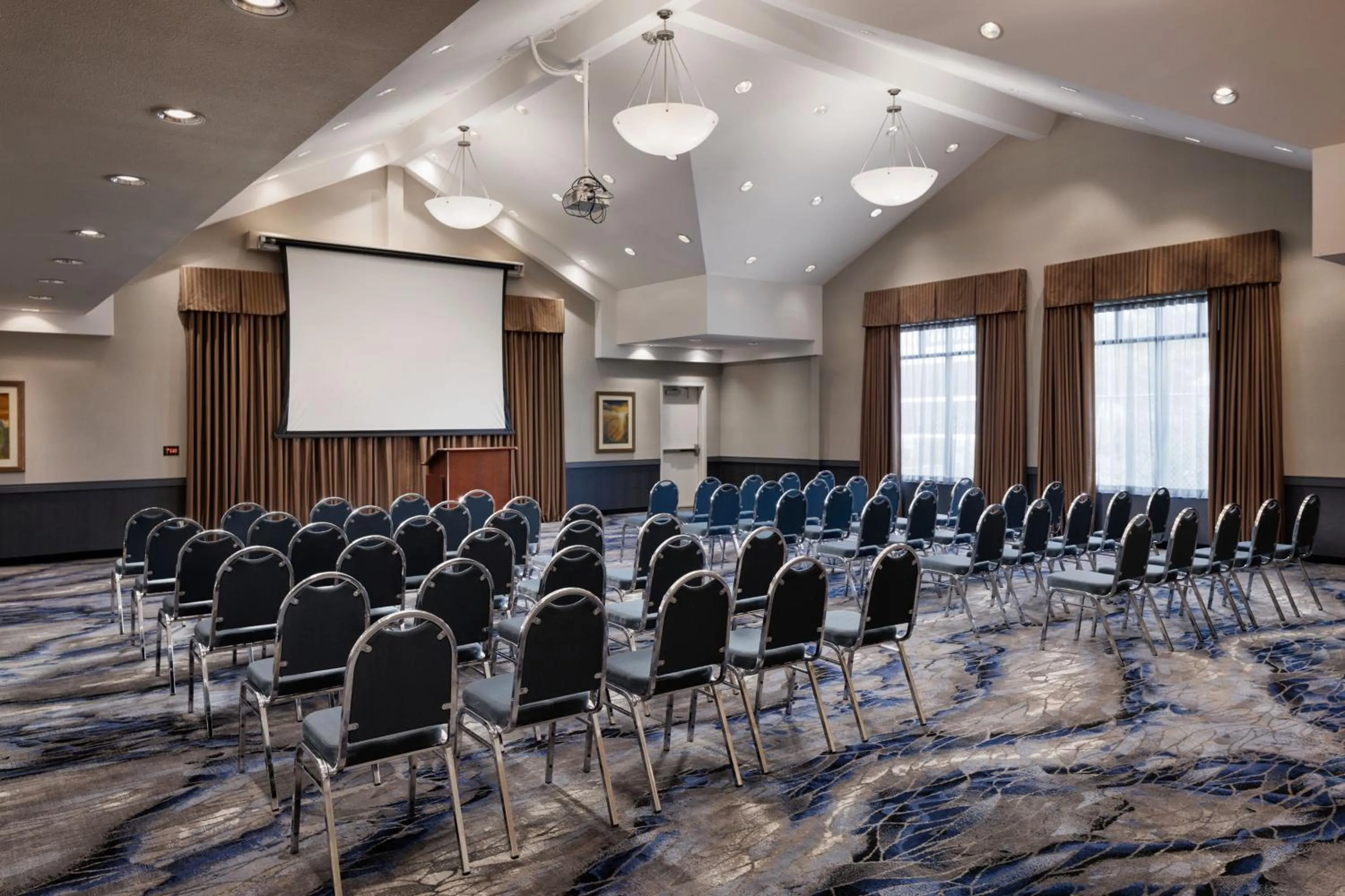 Meeting/conference room in Fairfield Inn & Suites by Marriott Kelowna