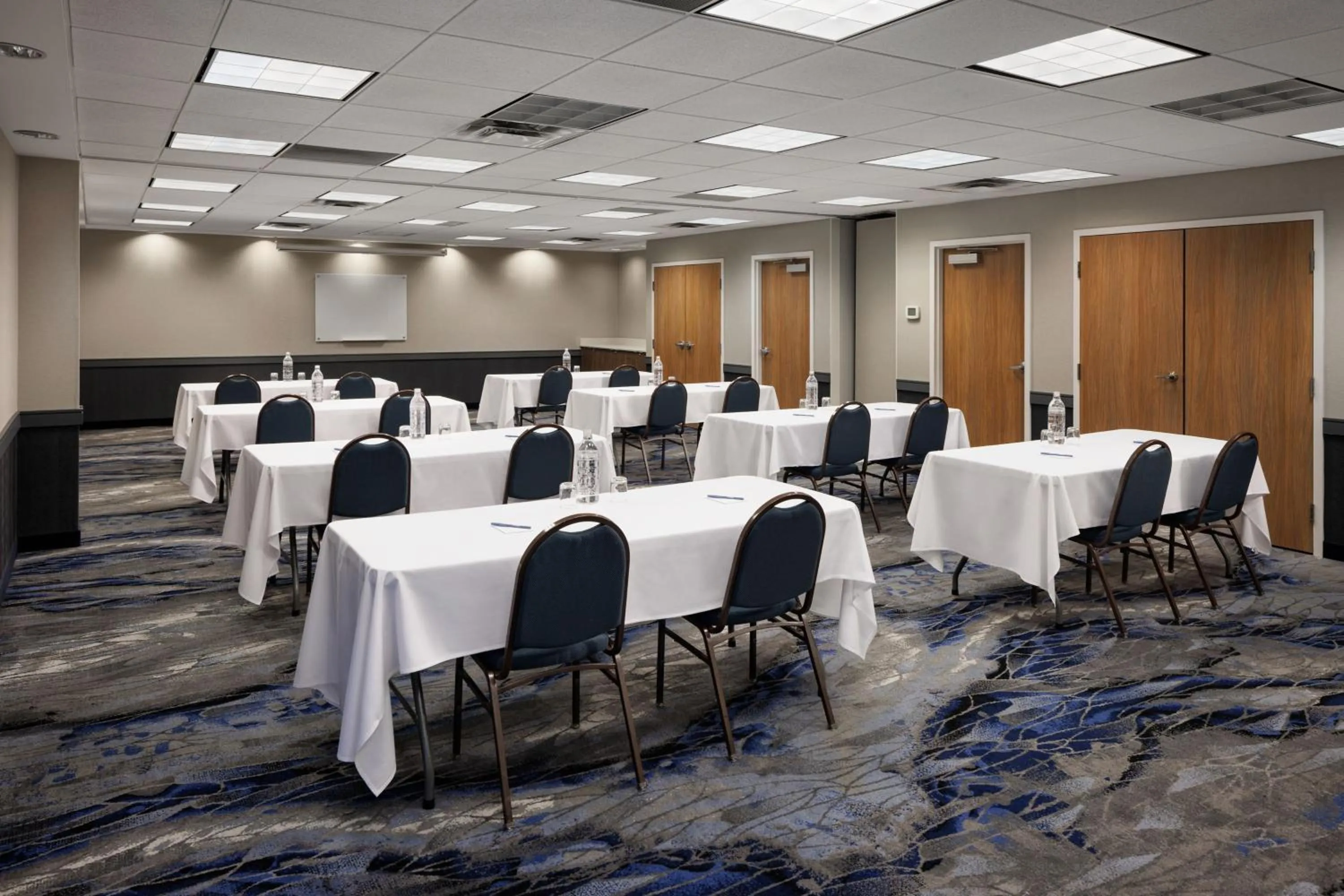 Meeting/conference room in Fairfield Inn & Suites by Marriott Kelowna