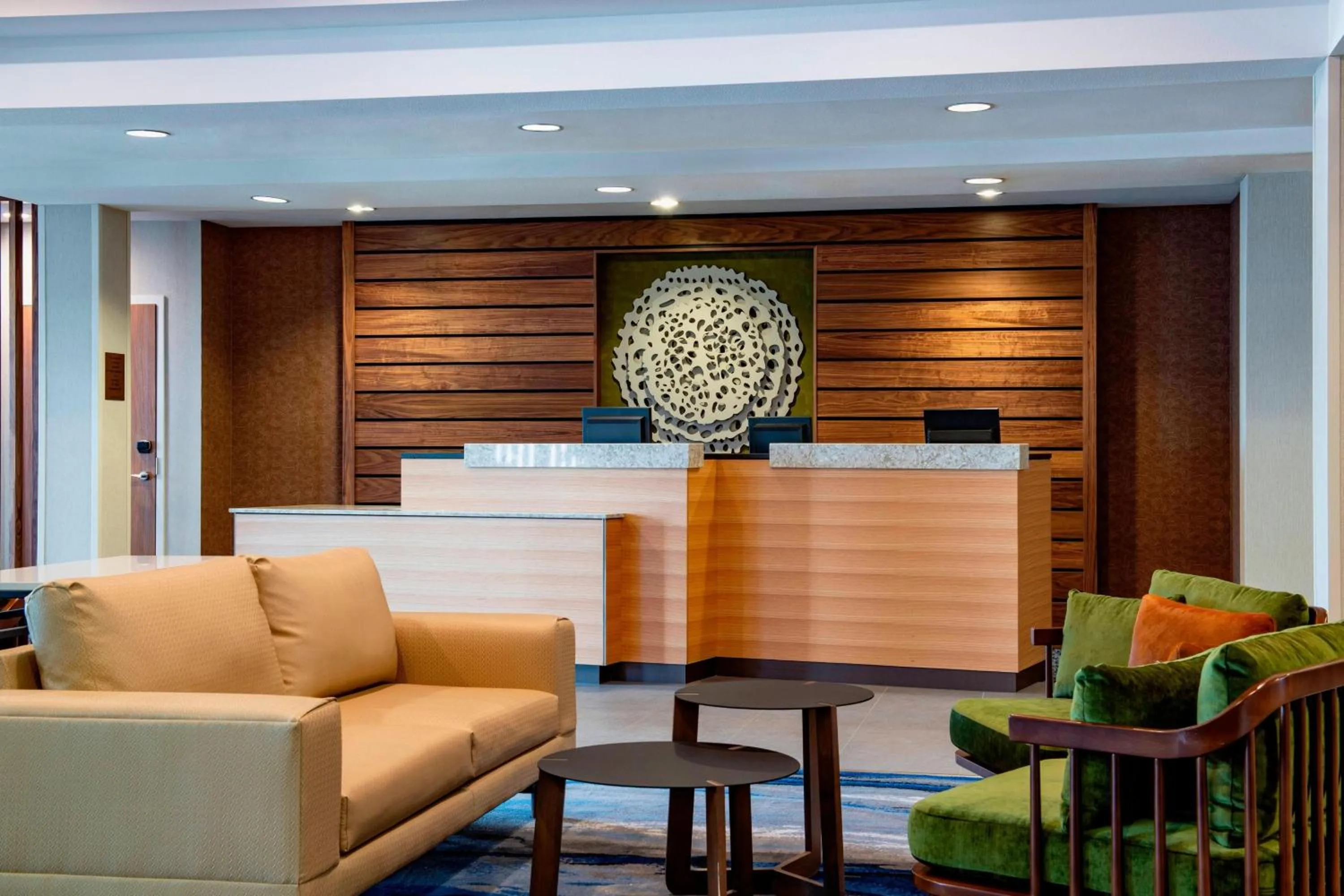Lobby or reception in Fairfield Inn & Suites by Marriott Kelowna