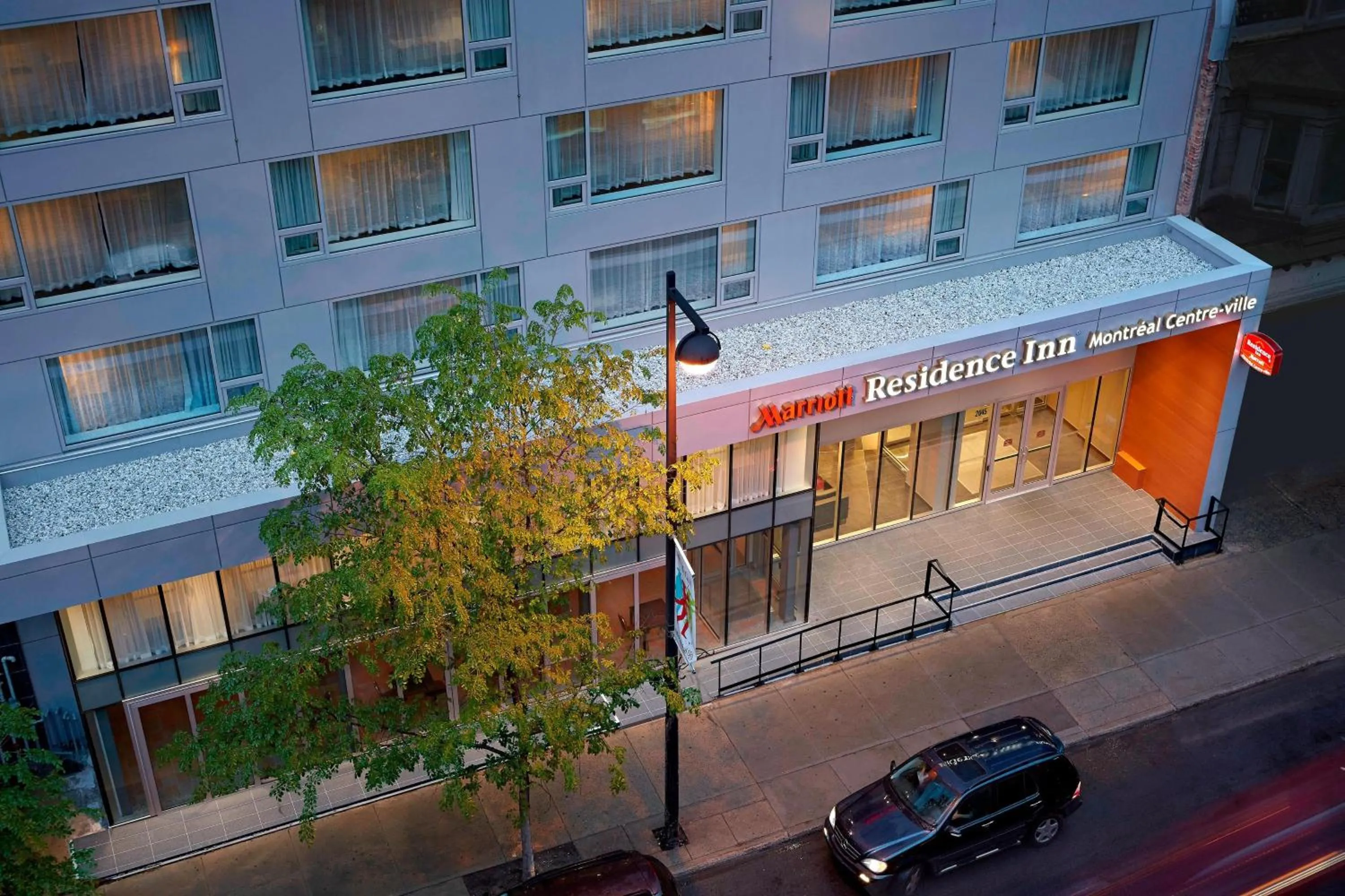 Property building in Residence Inn by Marriott Montréal Downtown