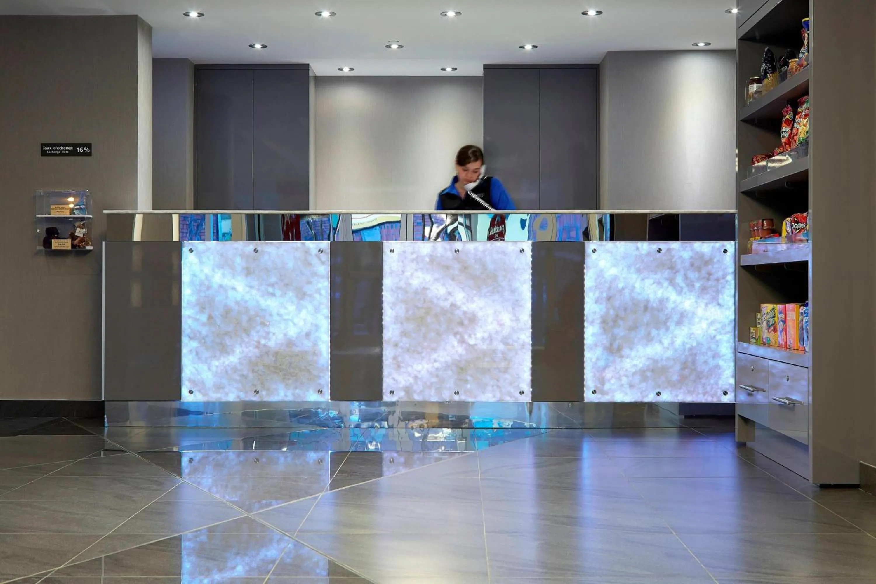 Lobby or reception in Residence Inn by Marriott Montréal Downtown