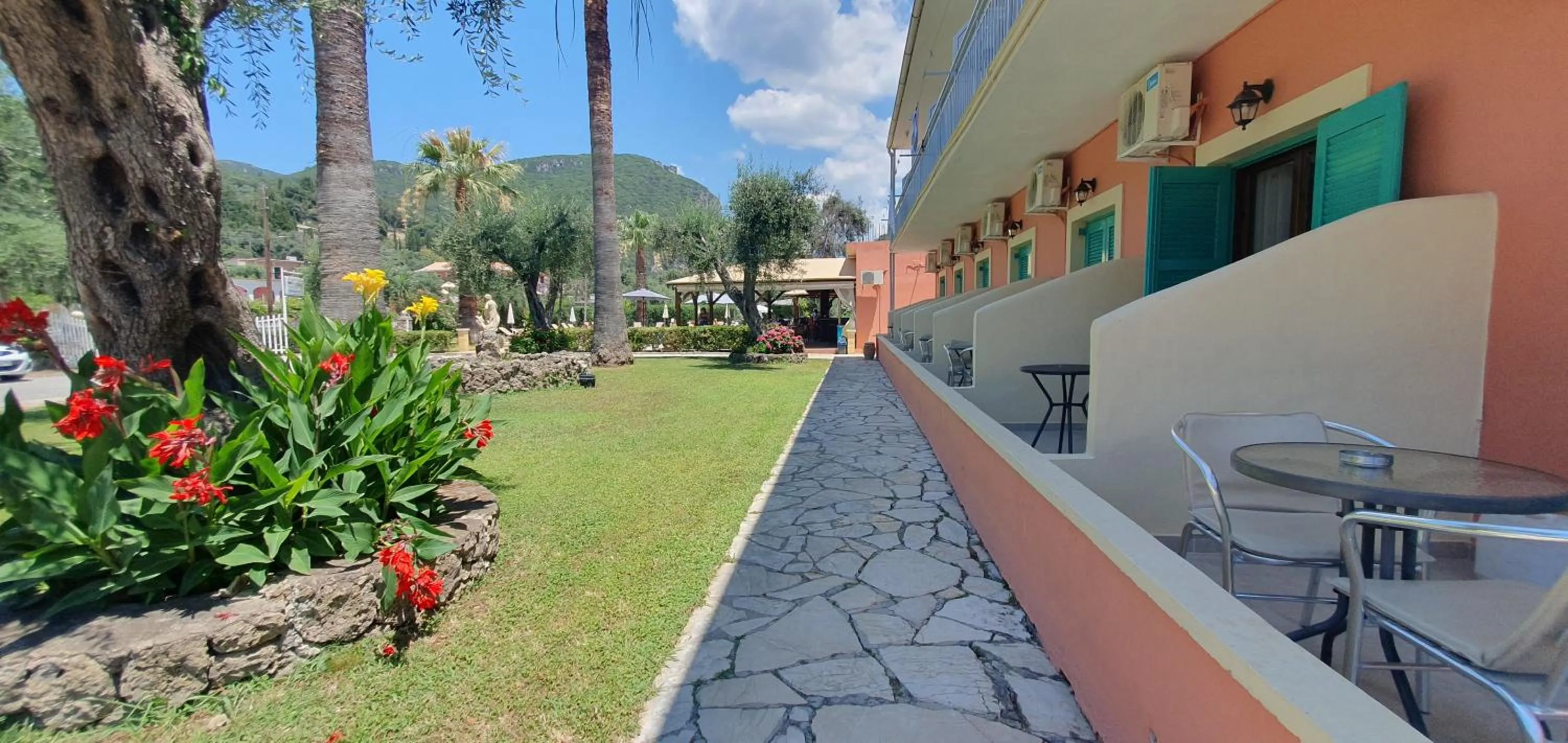 Garden in Phivos Hotel