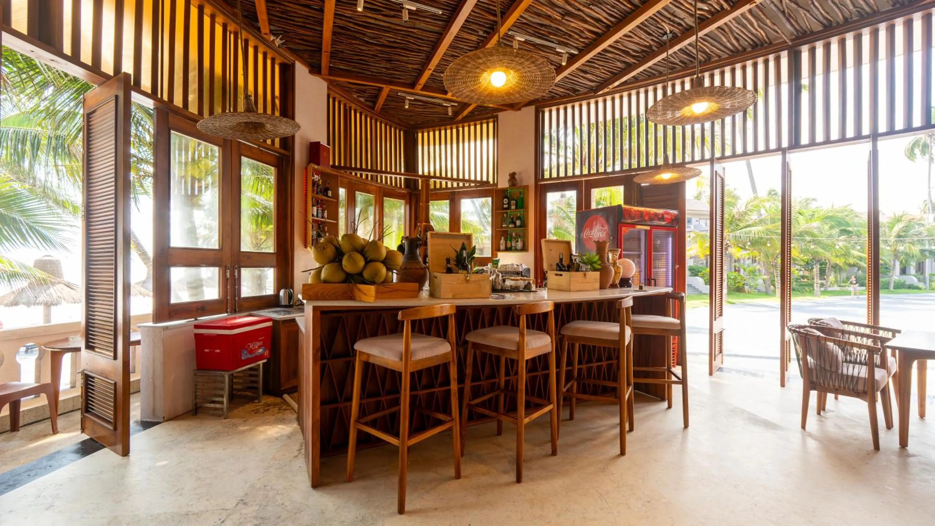 Lounge or bar in Le' VIVA Resort Mui Ne