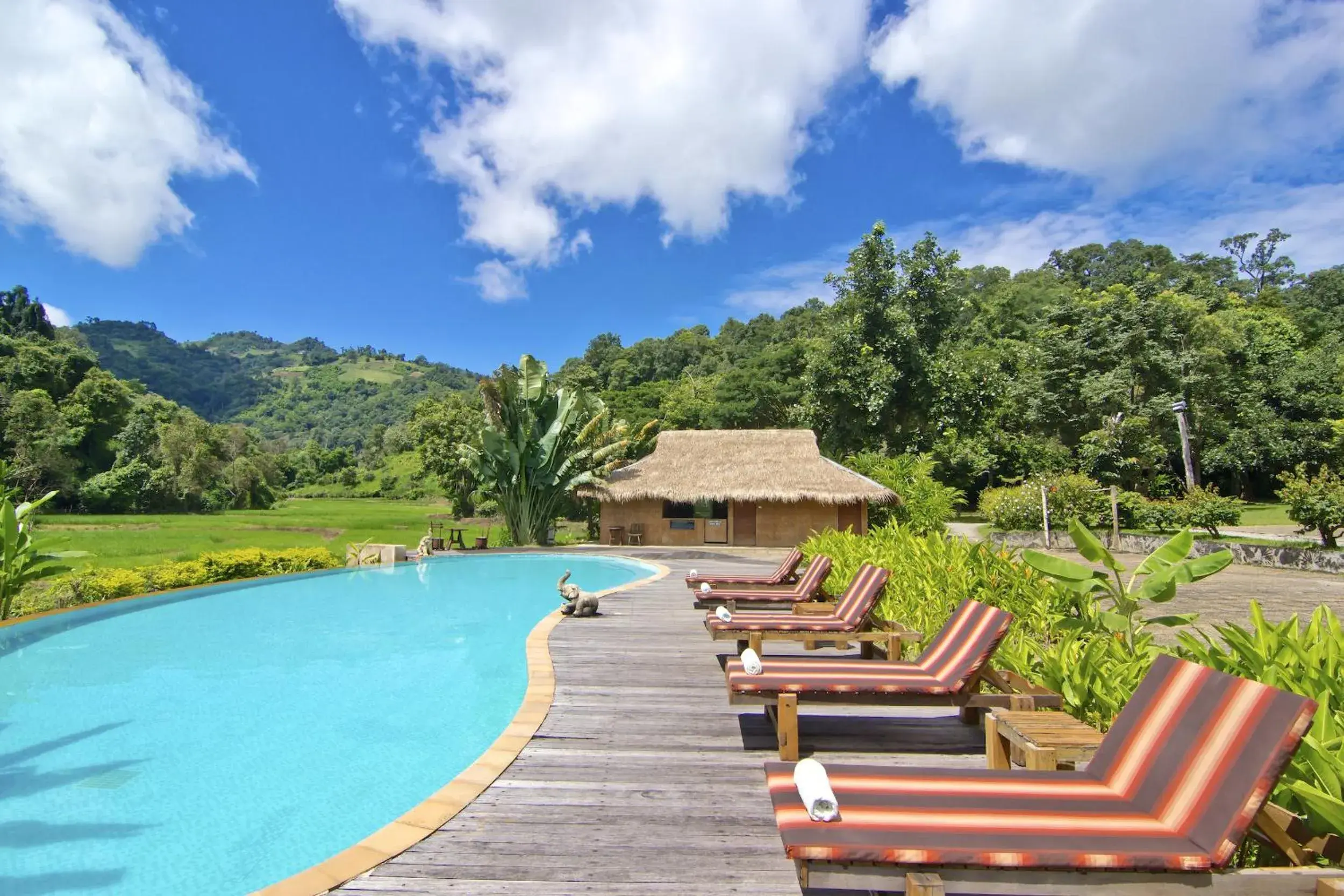 Hmong Hilltribe Lodge Hmong Hilltribe Lodge