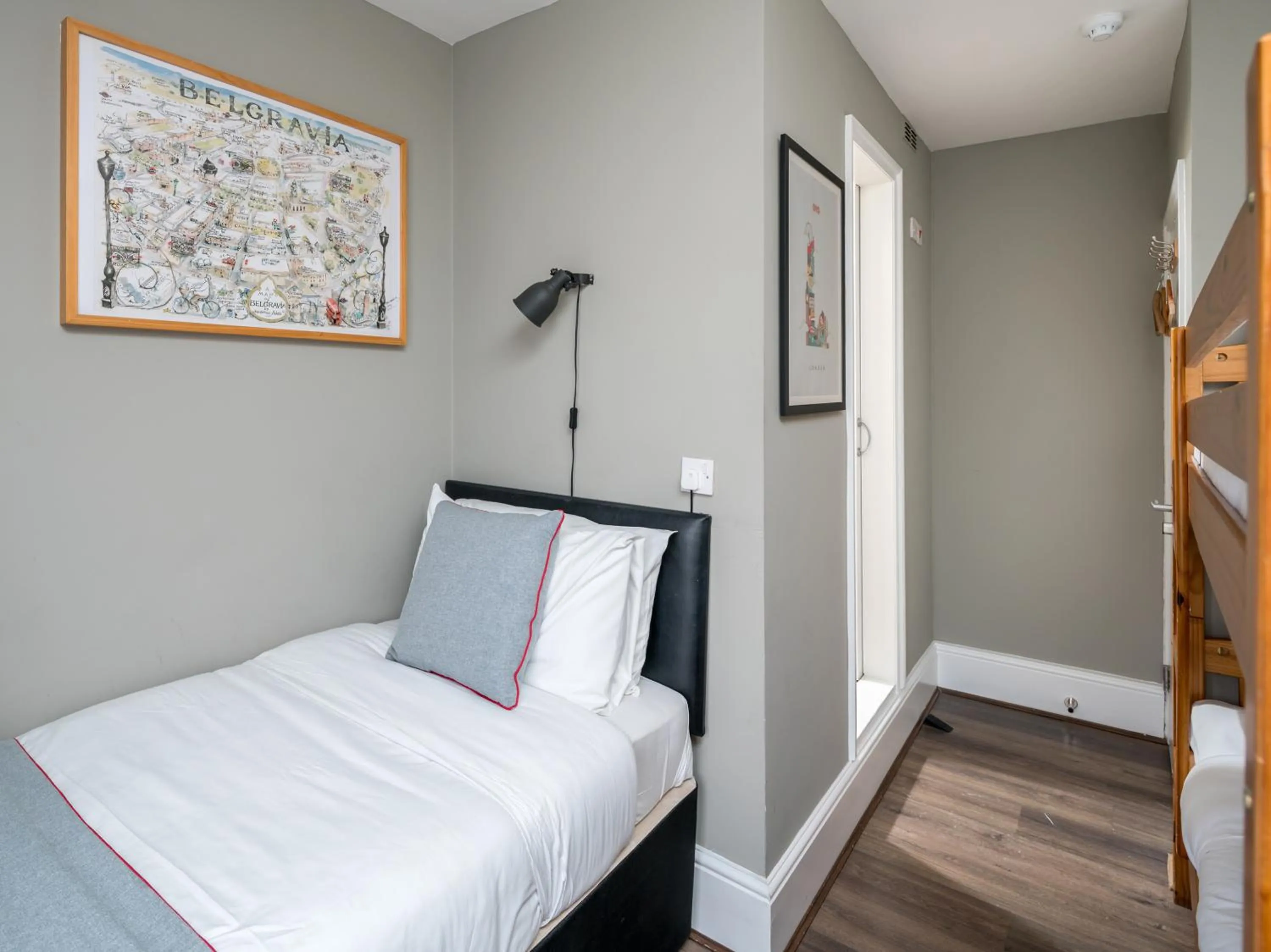 Bedroom in Belgravia Rooms Hotel