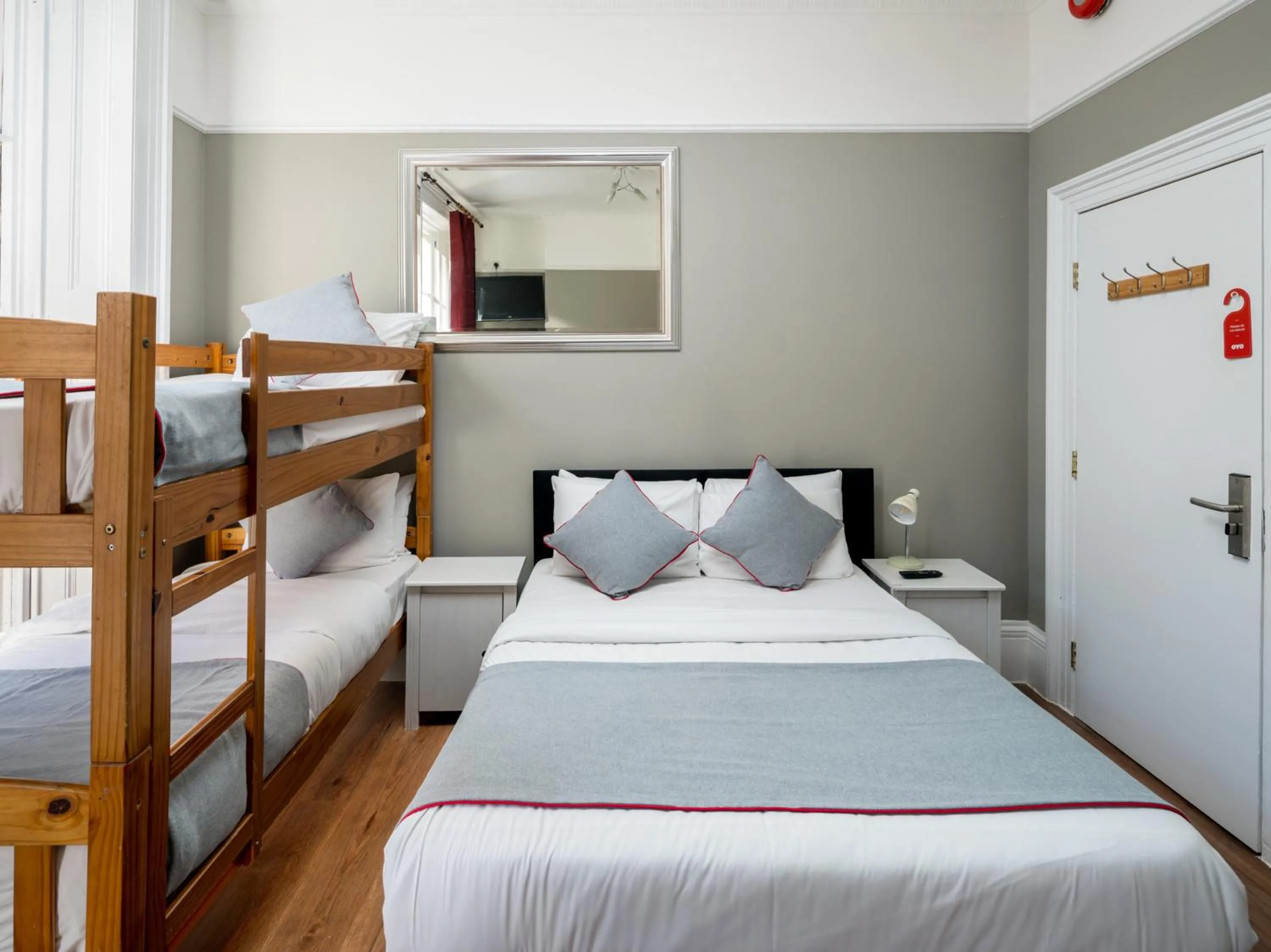 Bedroom in Belgravia Rooms Hotel