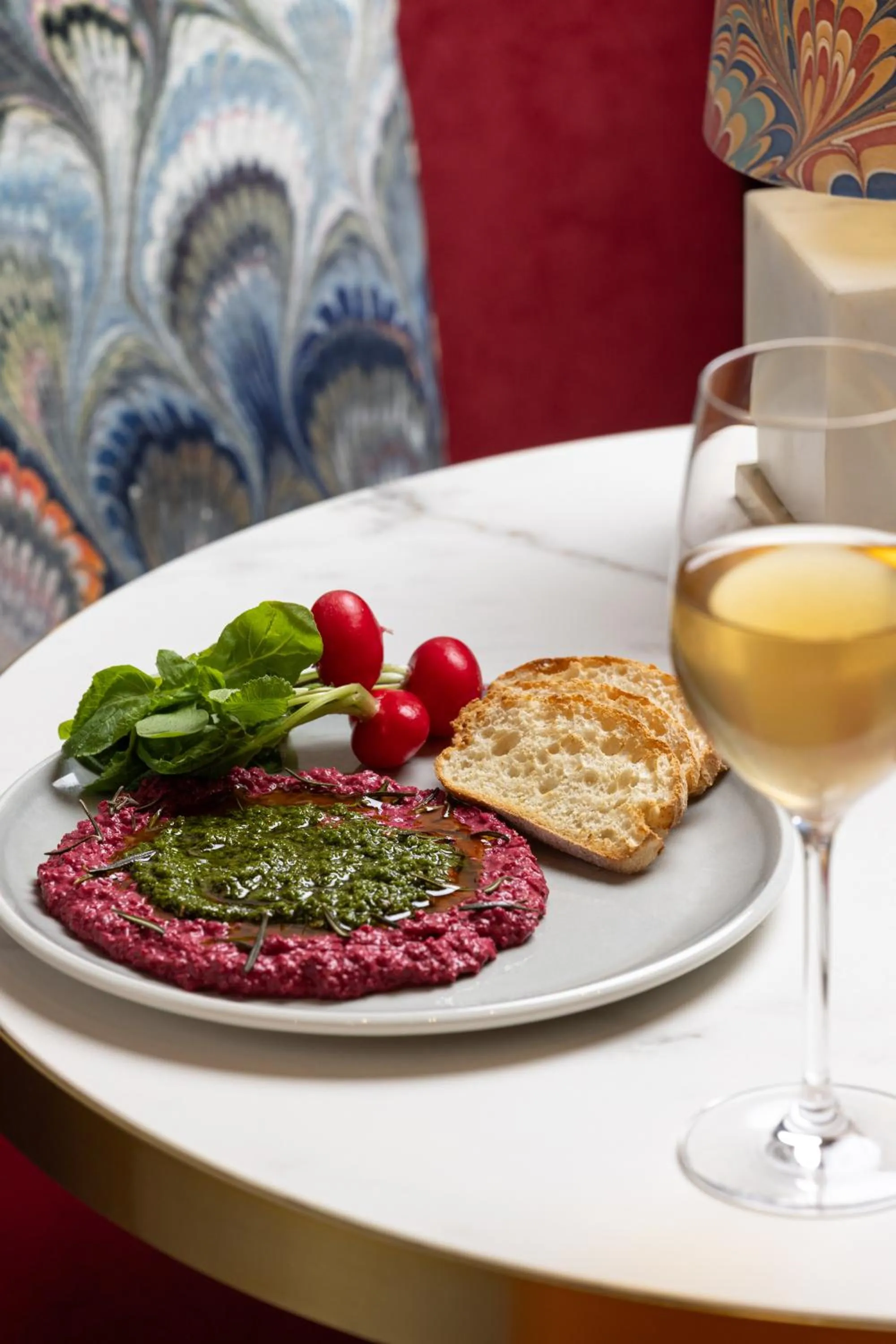 Food and drinks in The Kensington Hideaway