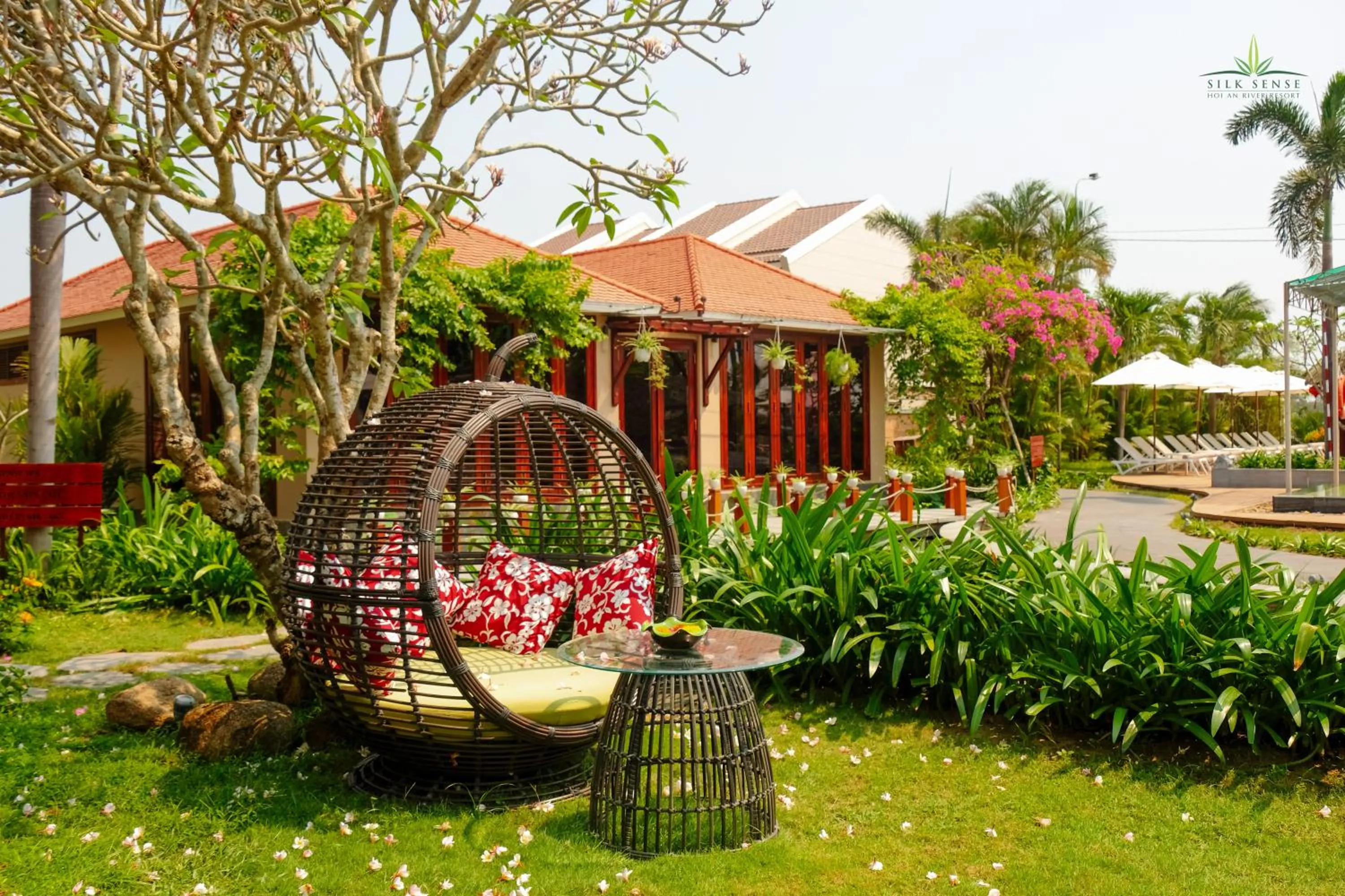 Garden in Silk Sense Hoi An River Resort - Green Luxury Escape