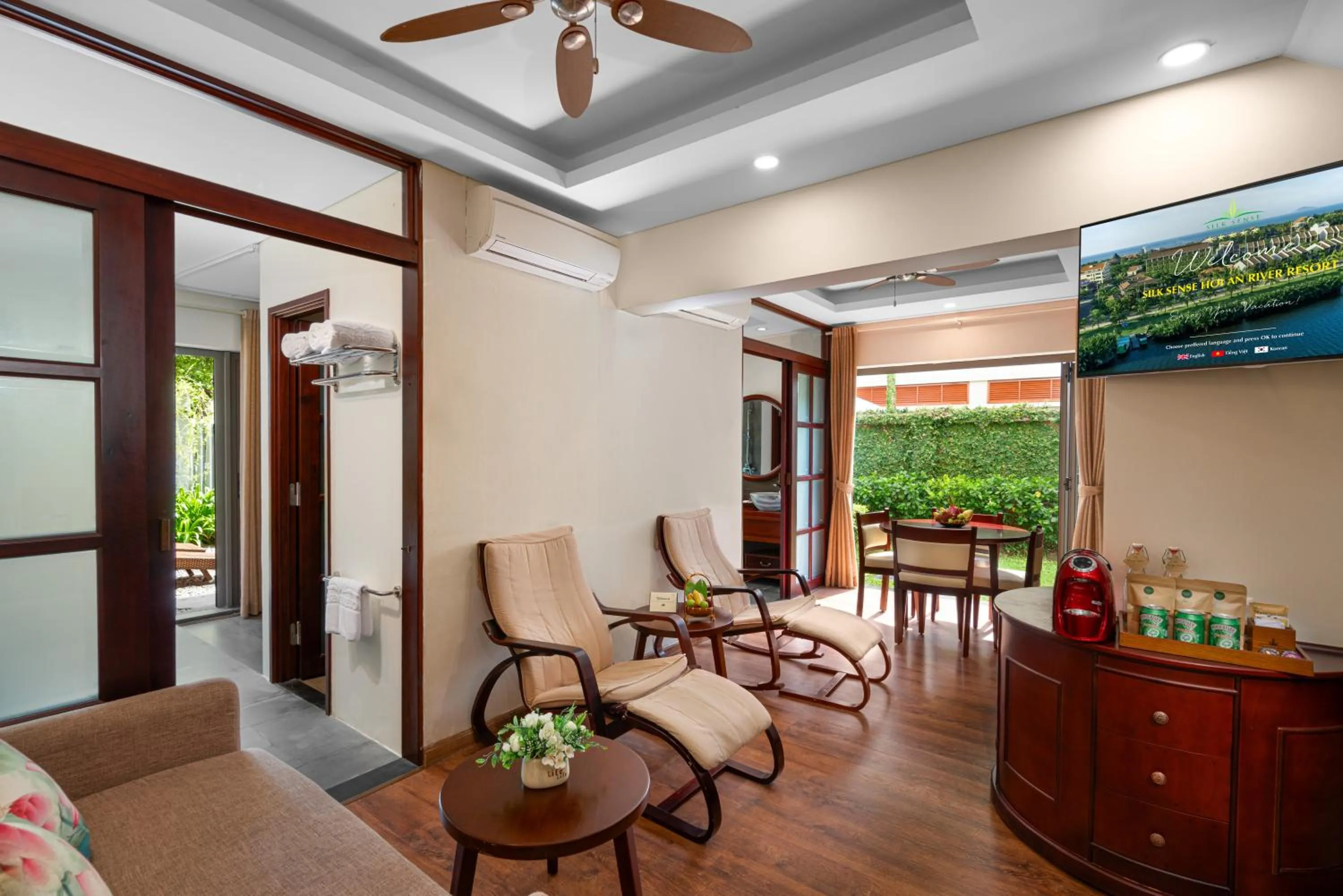 Living room in Silk Sense Hoi An River Resort - Green Luxury Escape