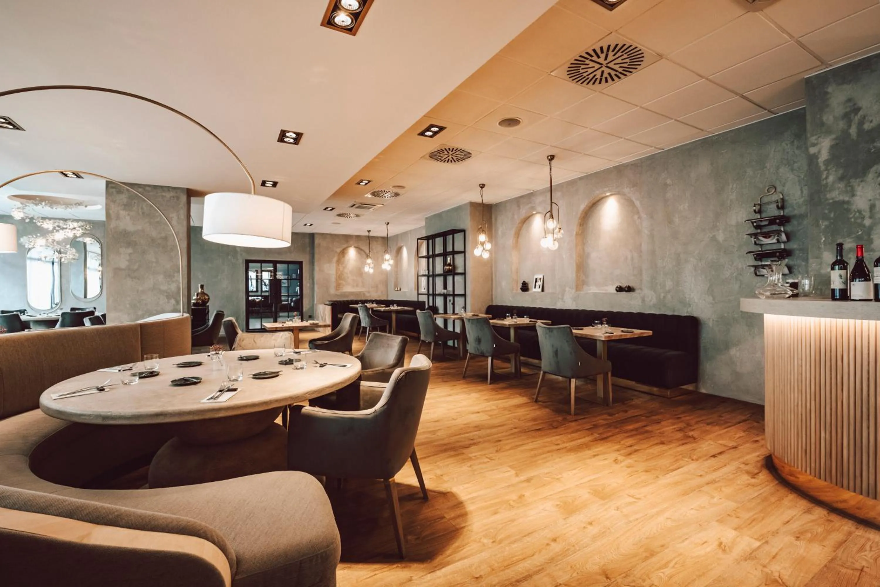 Restaurant/places to eat in Hotel Palcát