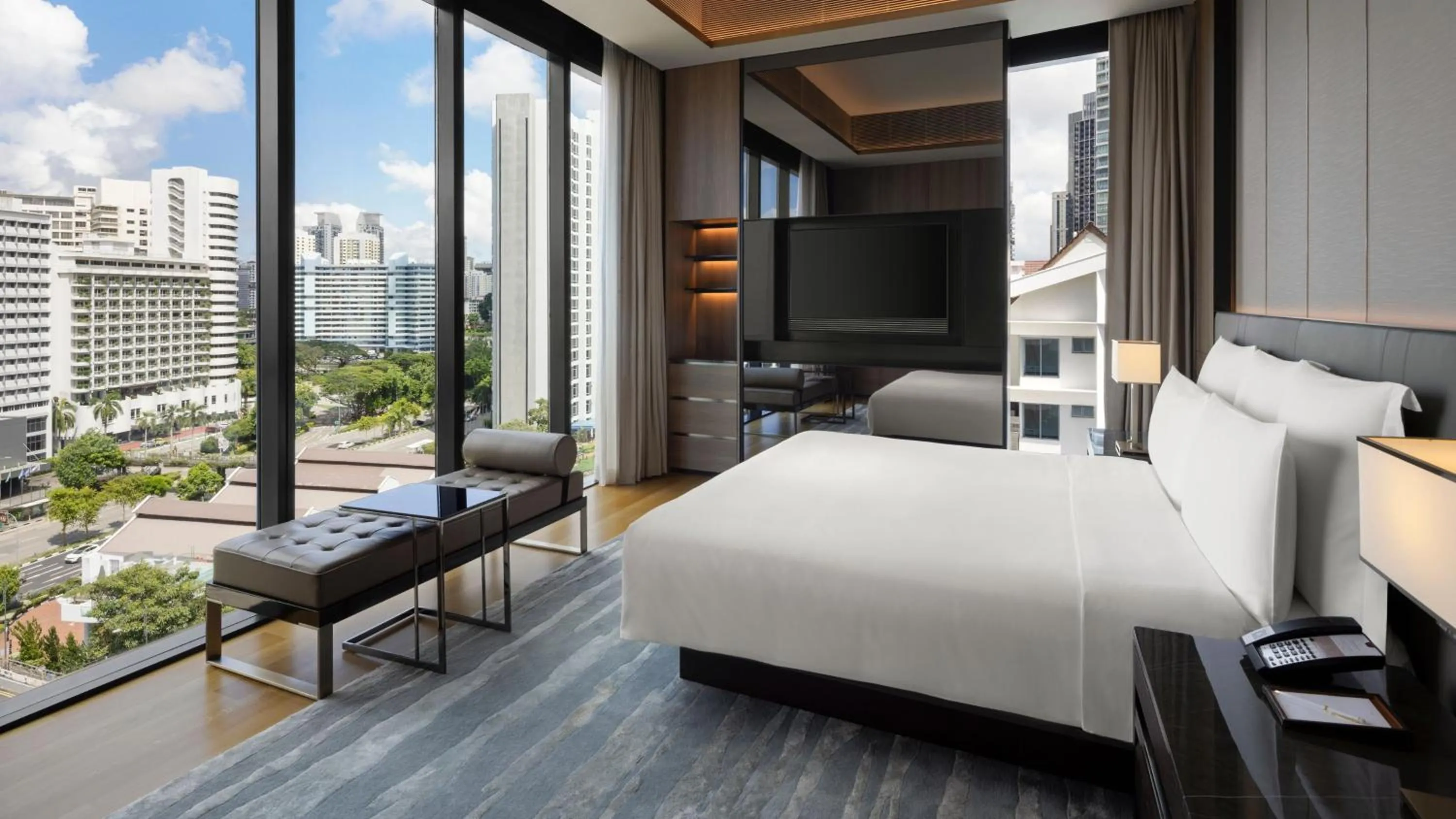 Photo of the whole room, Bed in InterContinental Singapore Robertson Quay by IHG