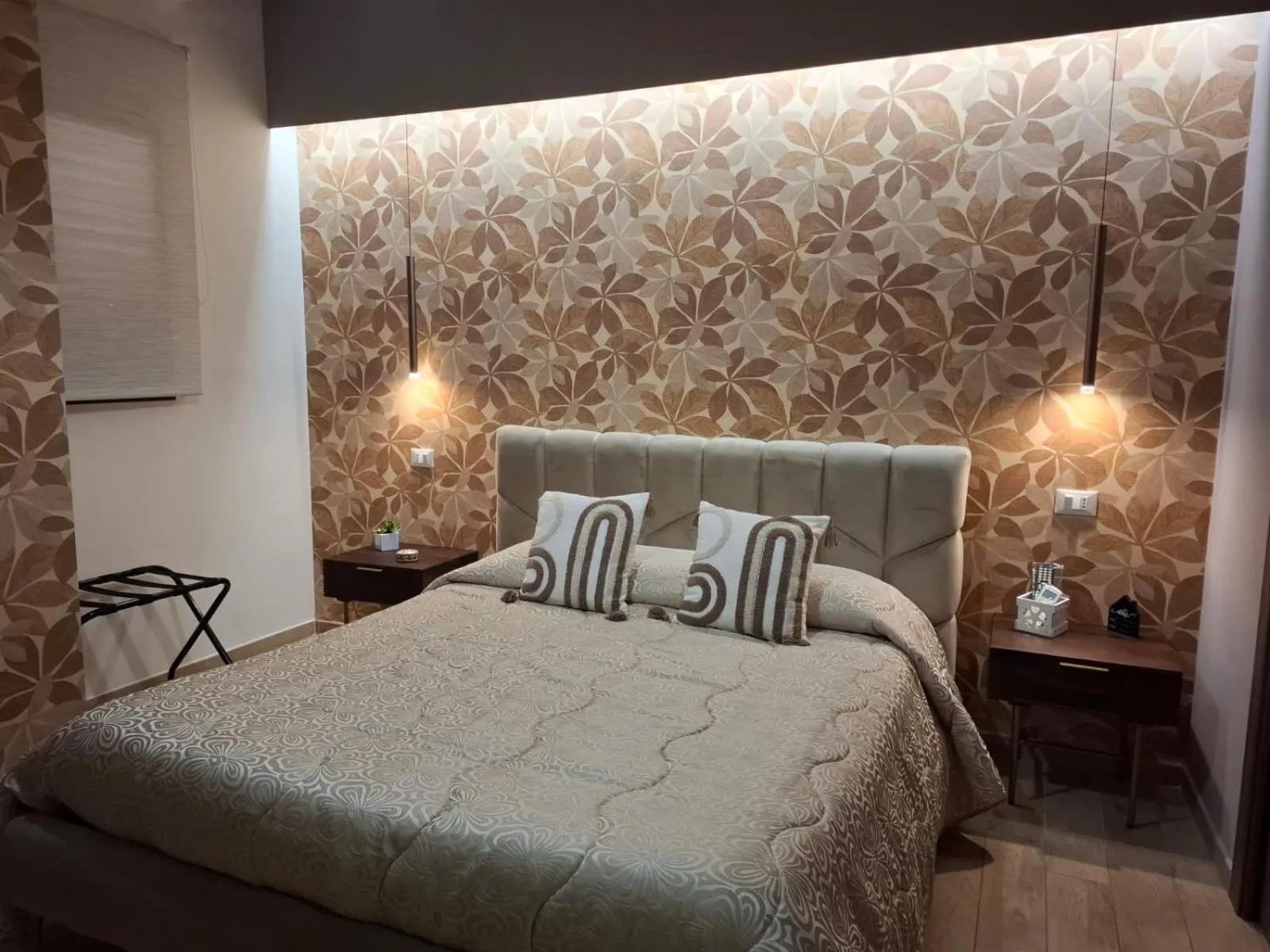 Photo of the whole room, Bed in La Finestra sul Cortile B&B