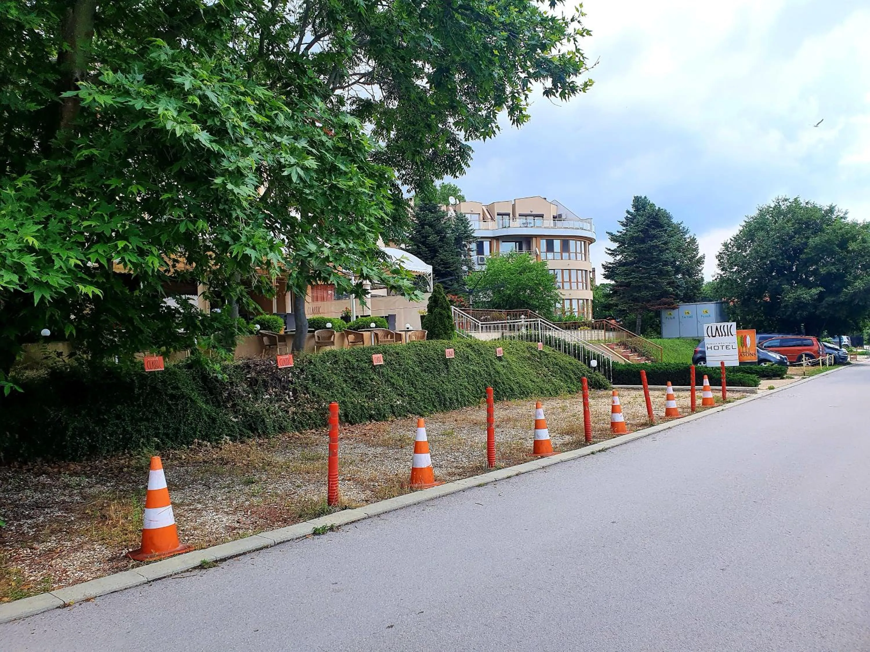 Parking in Family hotel Classic