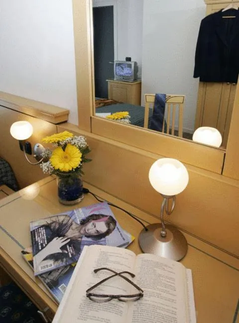 Photo of the whole room in Hotel Mary