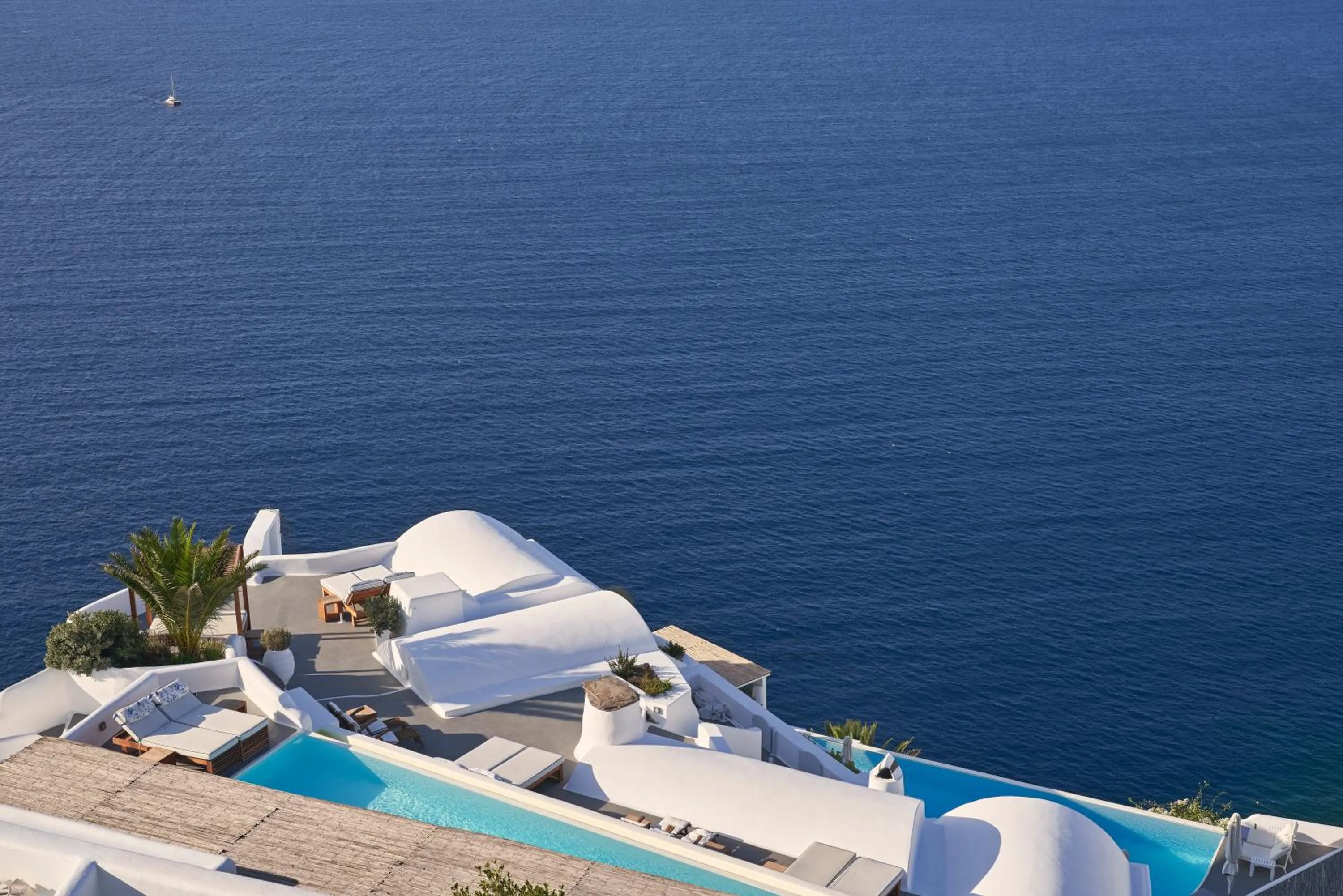 Property building in Katikies Santorini - The Leading Hotels Of The World