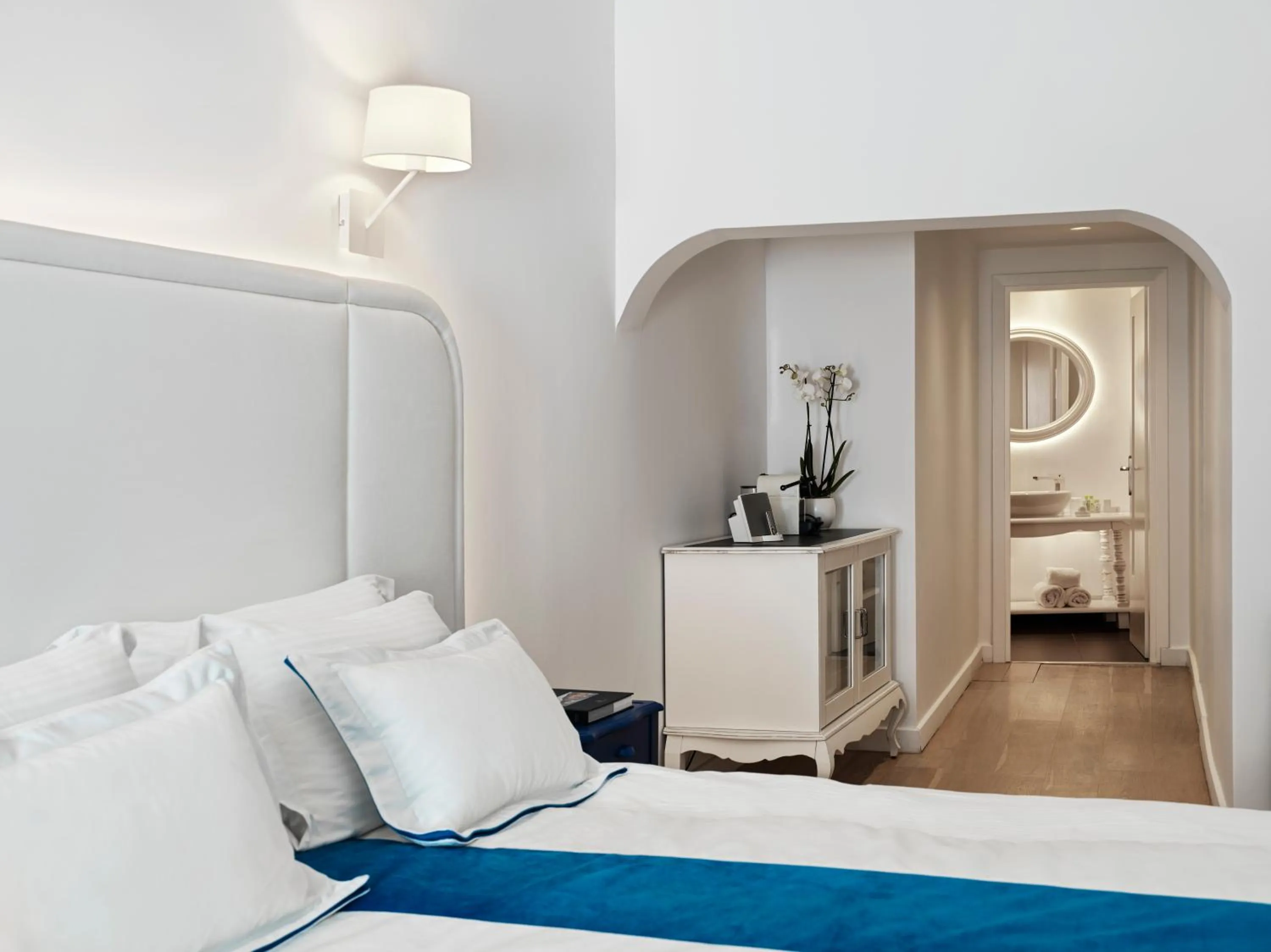 Bed in Katikies Santorini - The Leading Hotels Of The World