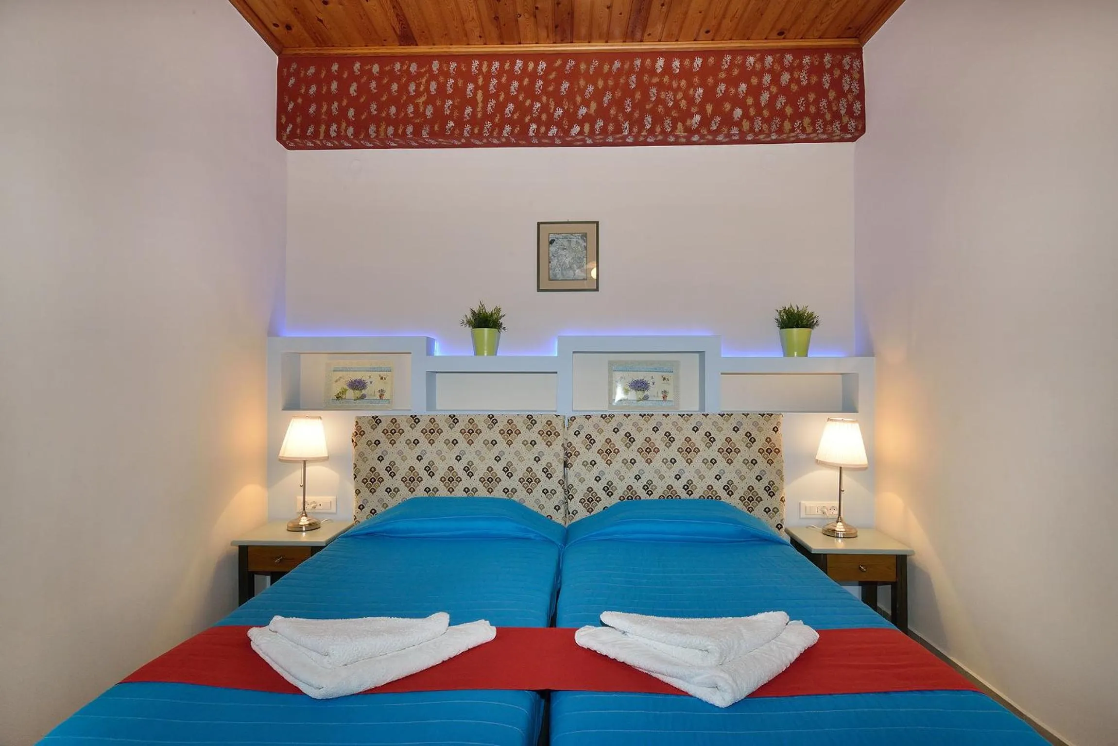 Bed in Mythos- Platanias- Hotel -Apts