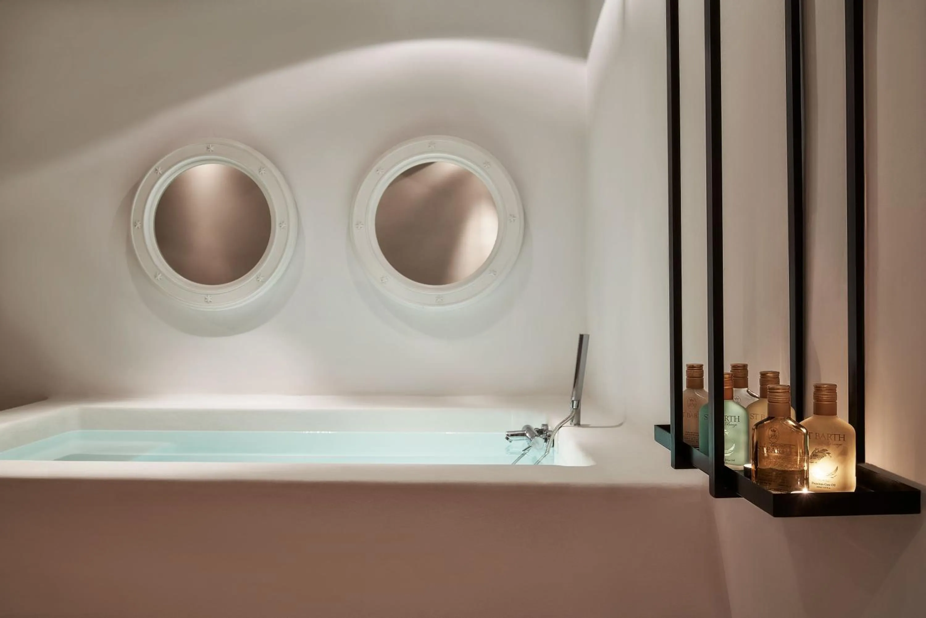 Hot Tub in Katikies Kirini Santorini - The Leading Hotels Of The World