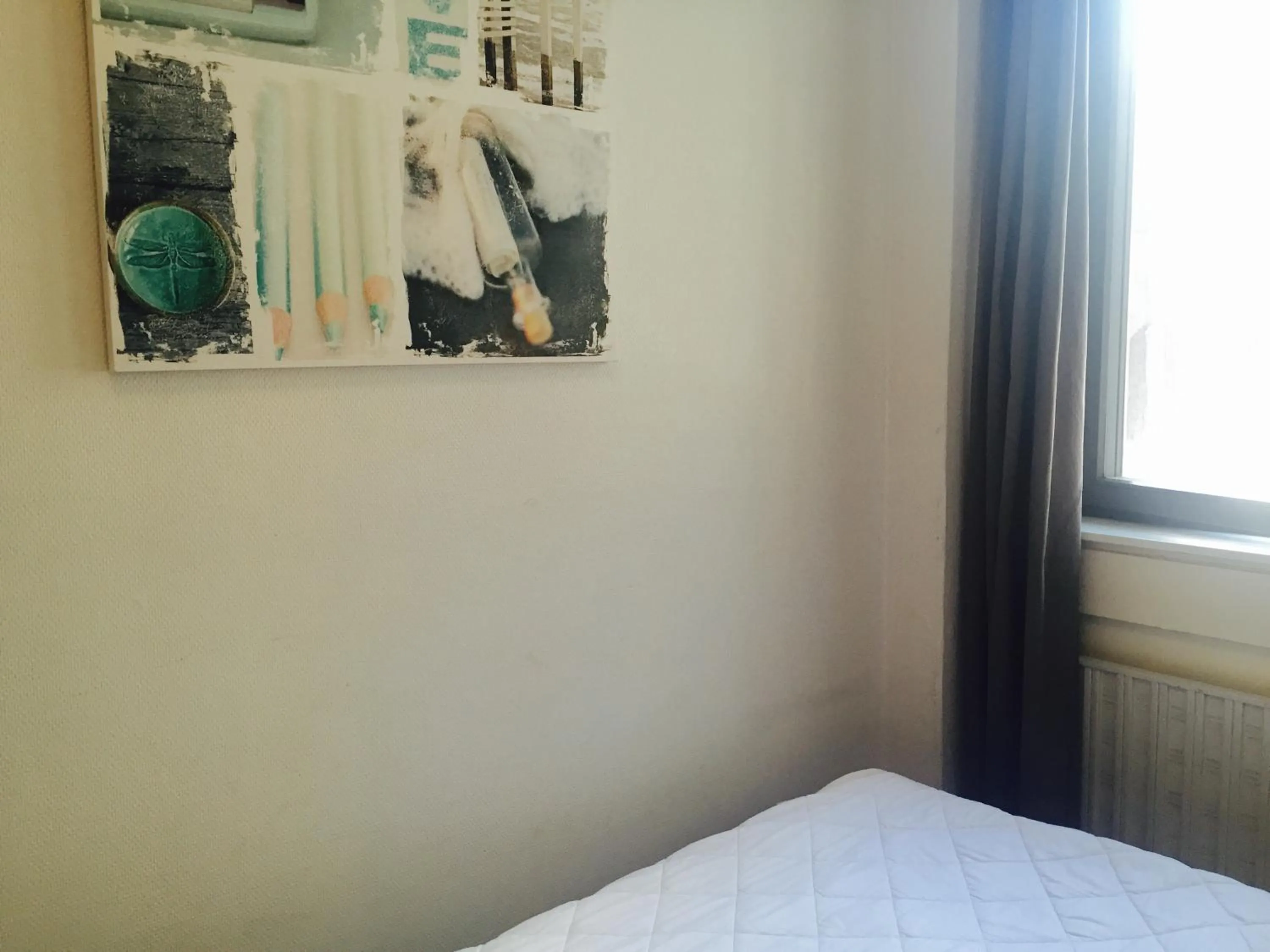 Day, Bed in Linné Hostel