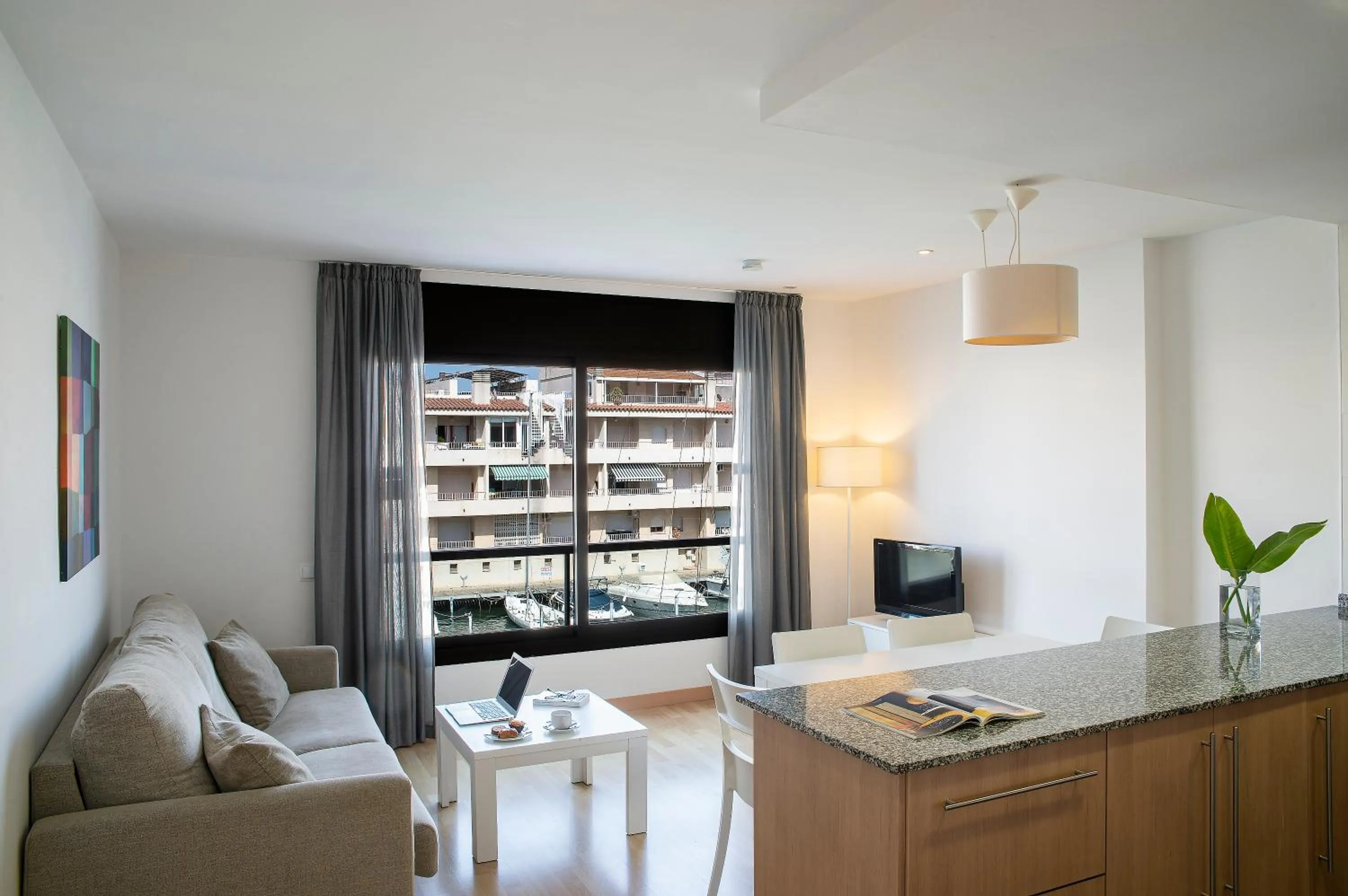 Seating area in Pierre & Vacances Empuriabrava Marina