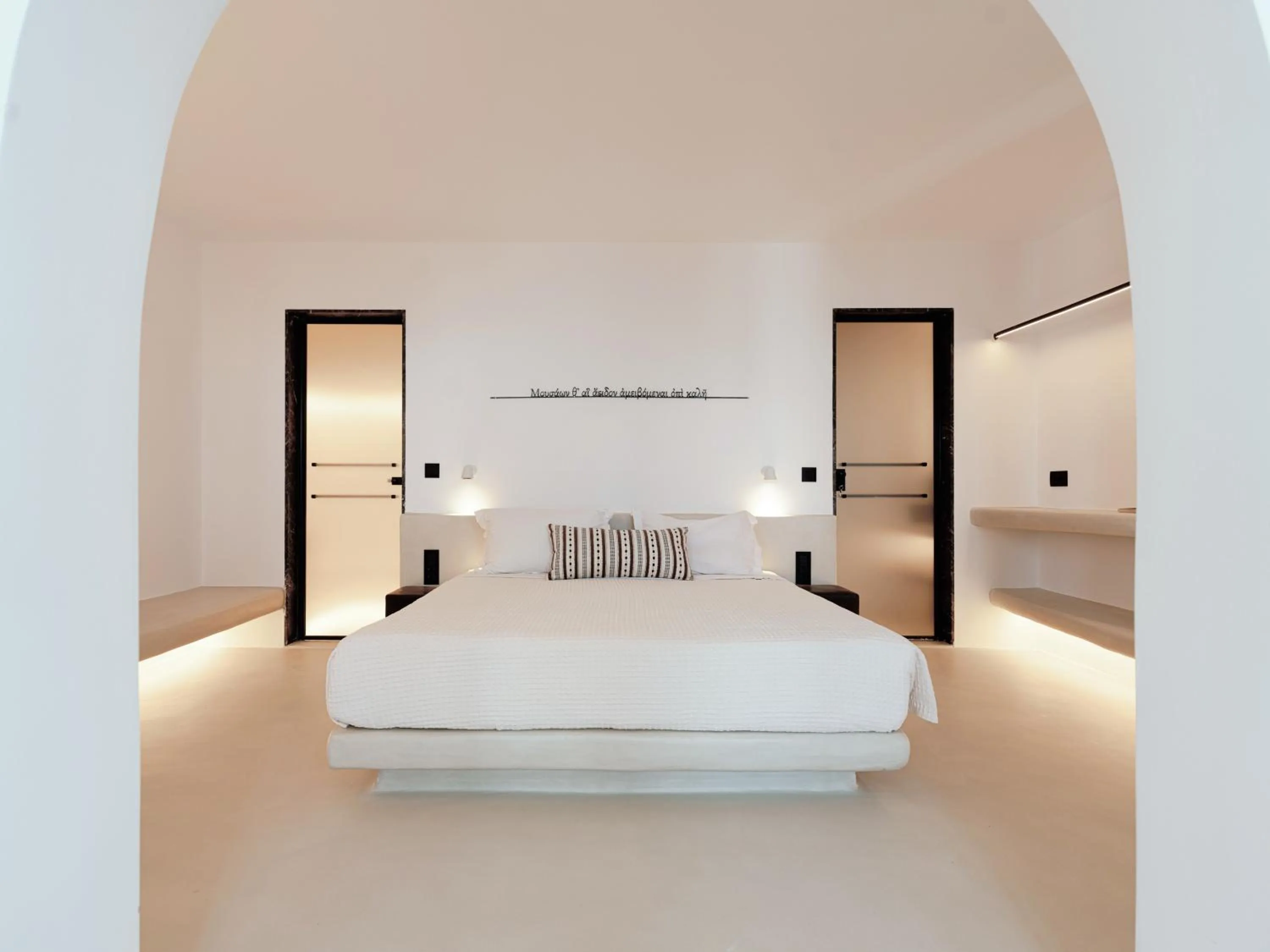 Bed in IKIES Santorini