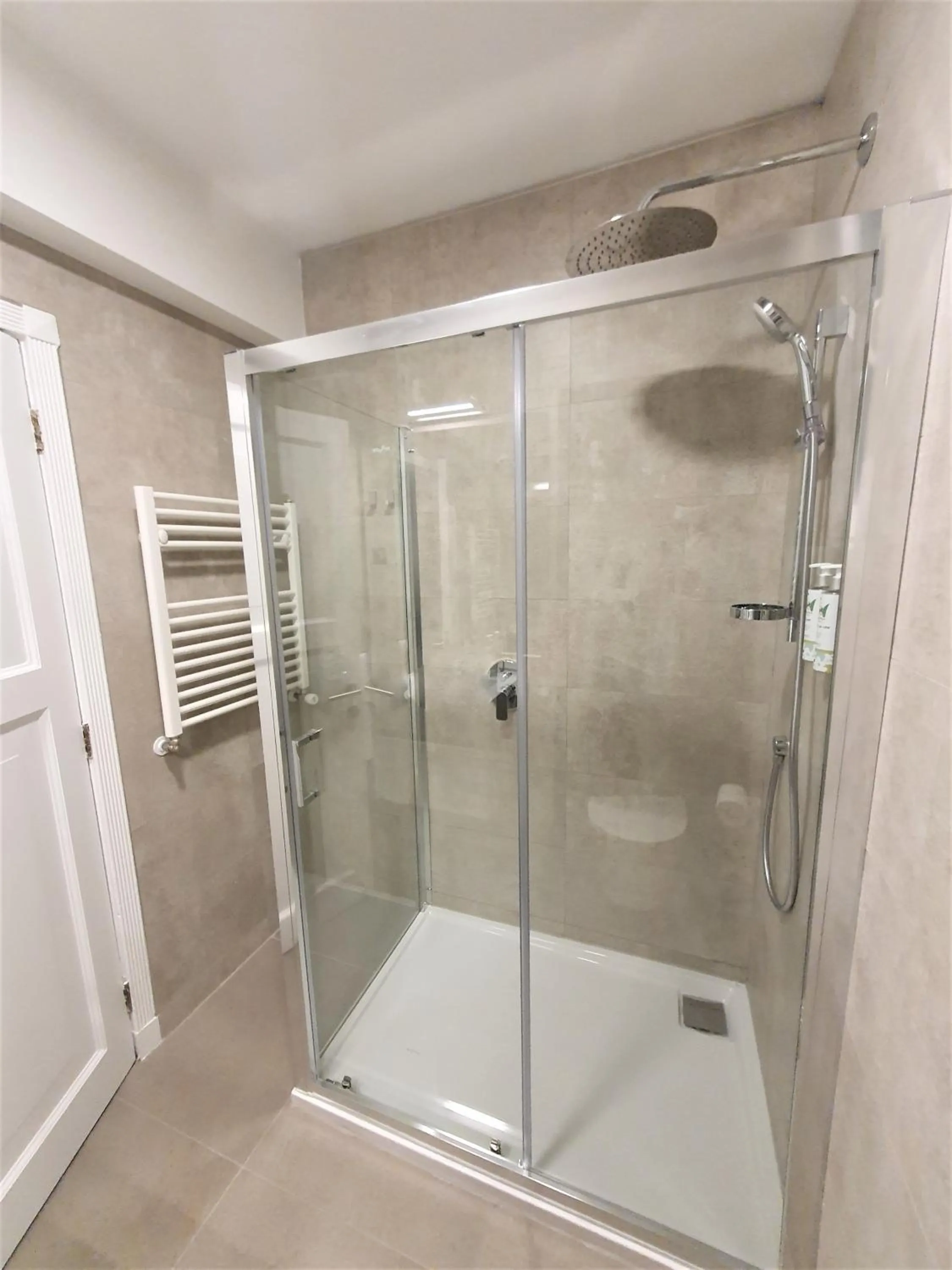 Bathroom in Lastarria Aparts