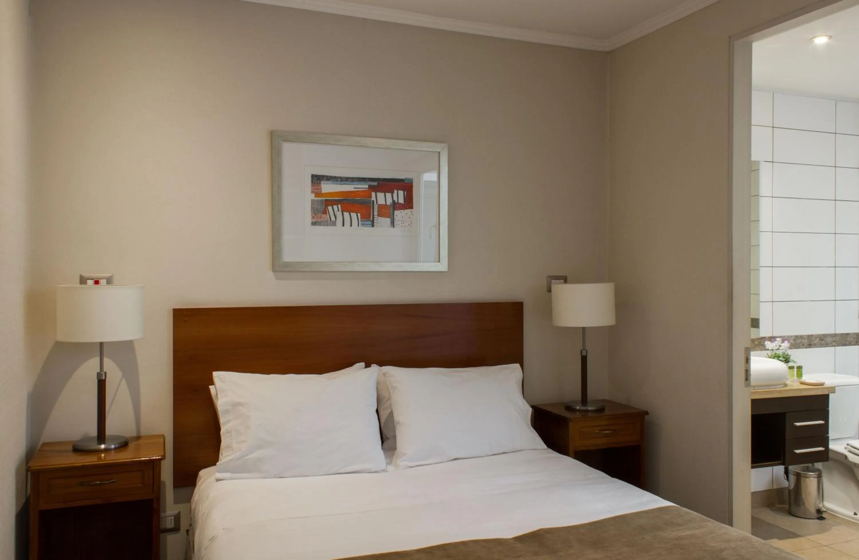 Bedroom, Bed in Lastarria Aparts