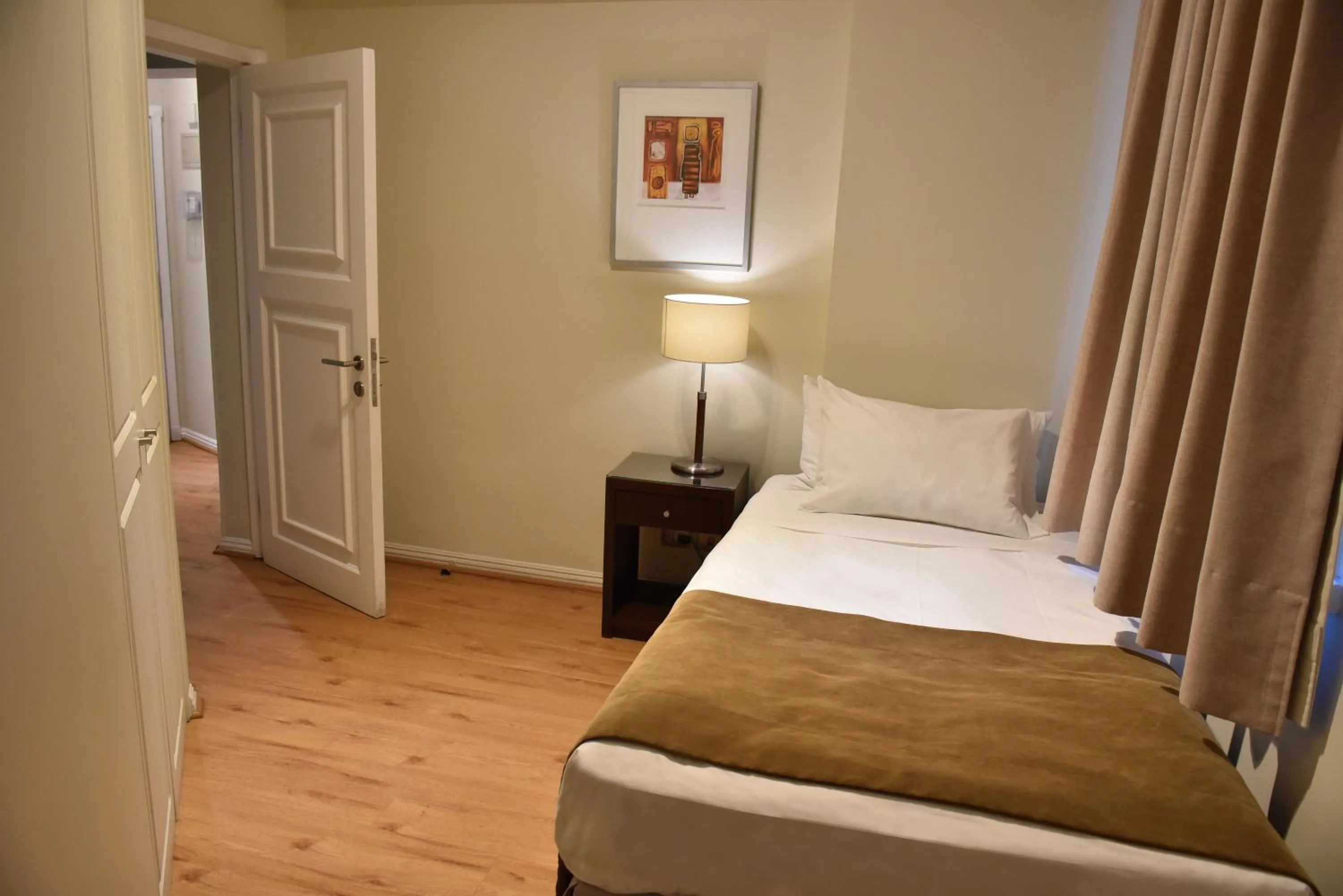 Bedroom, Bed in Lastarria Aparts