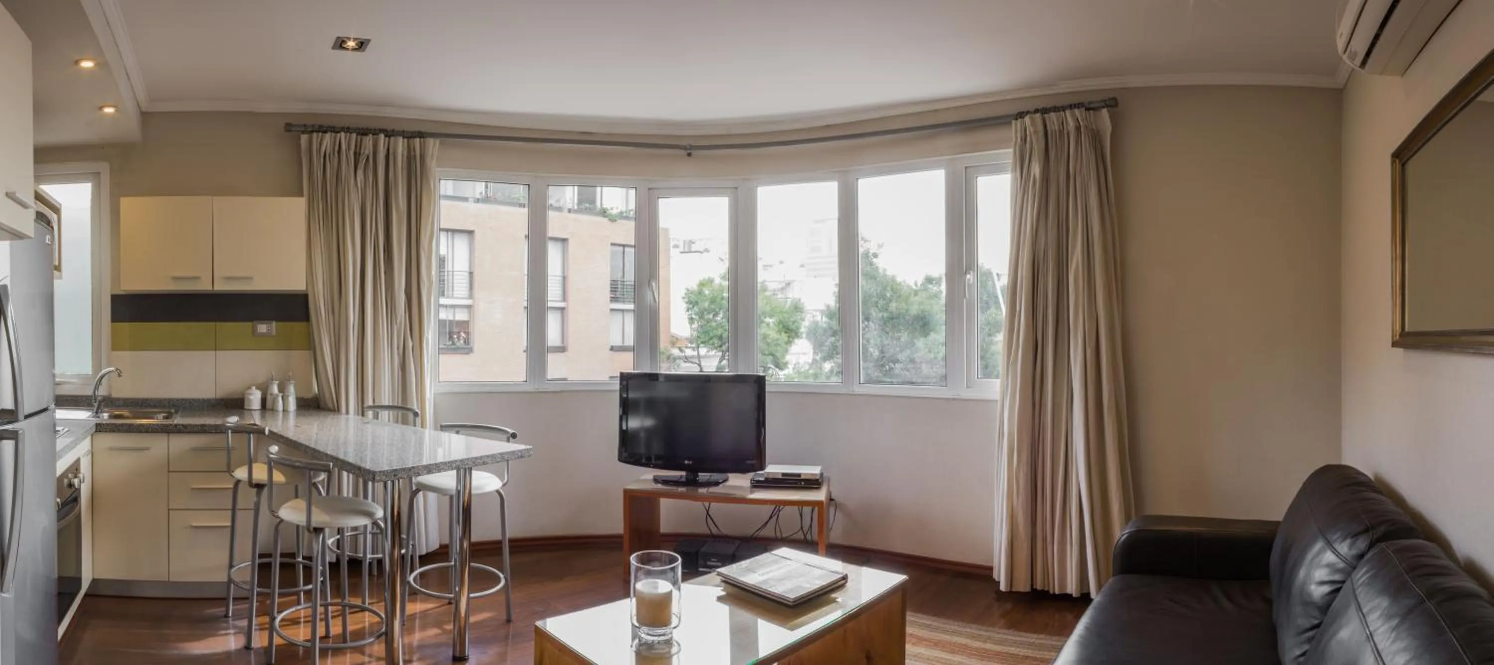 Kitchen or kitchenette in Lastarria Aparts