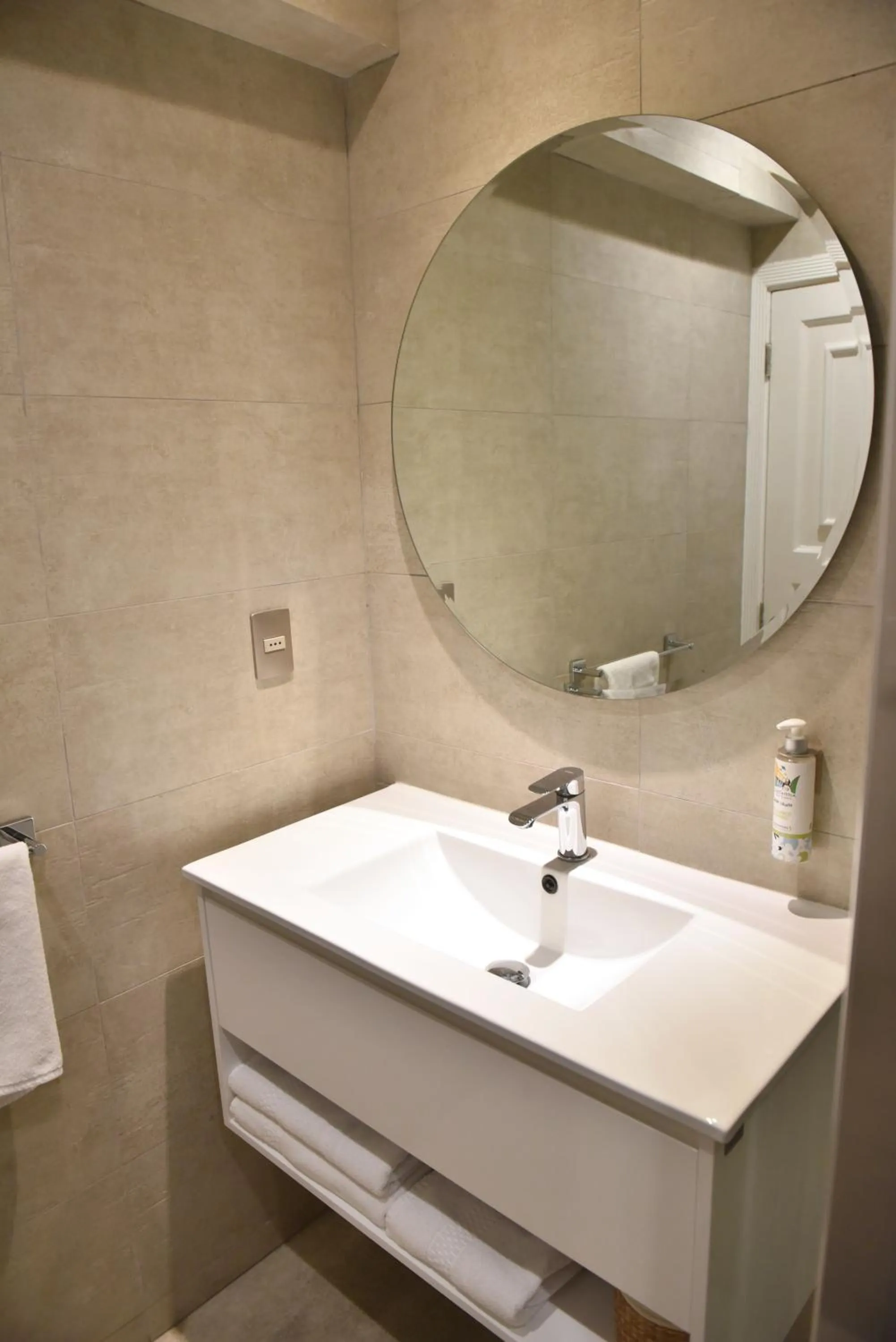 Bathroom in Lastarria Aparts