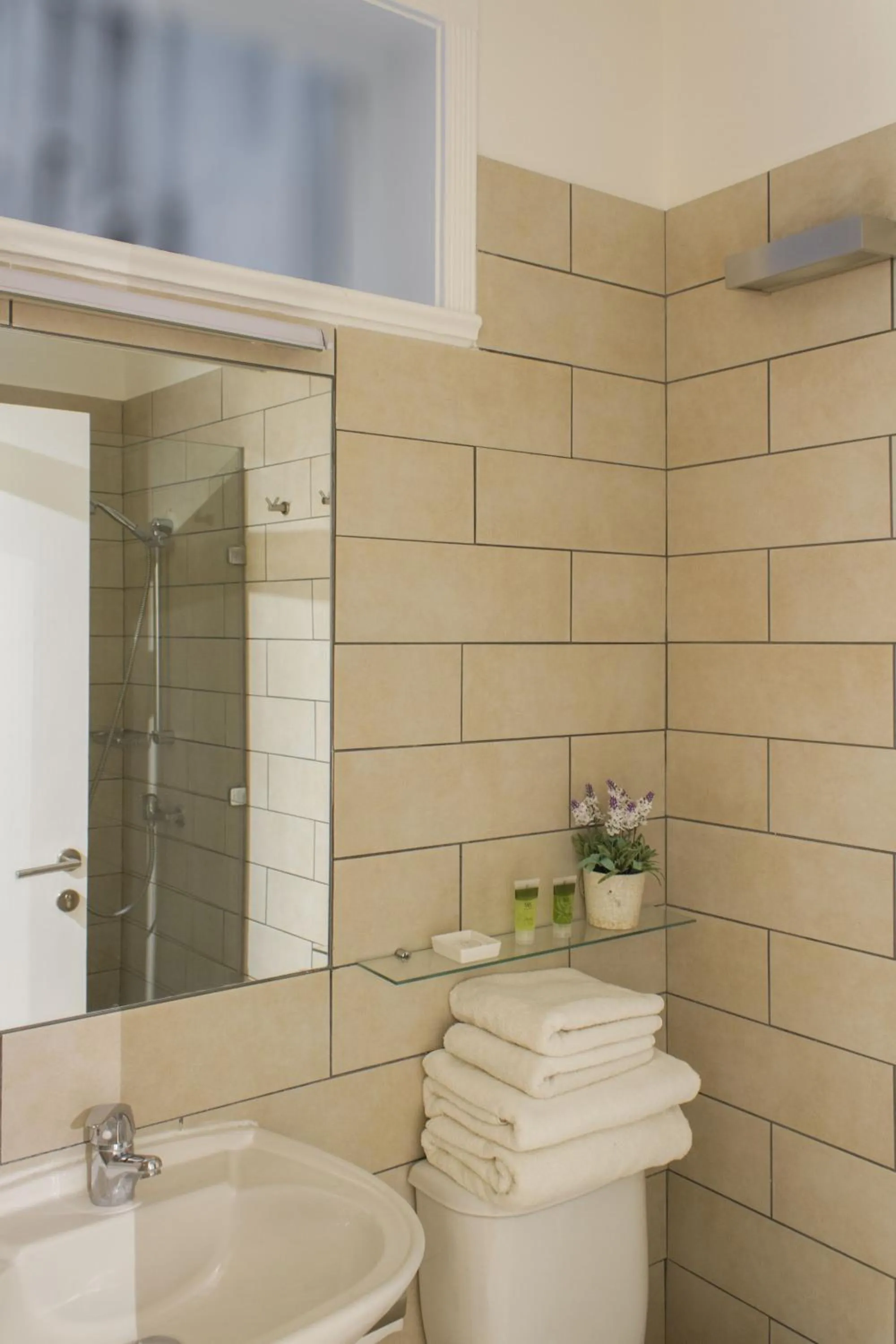 Bathroom in Lastarria Aparts