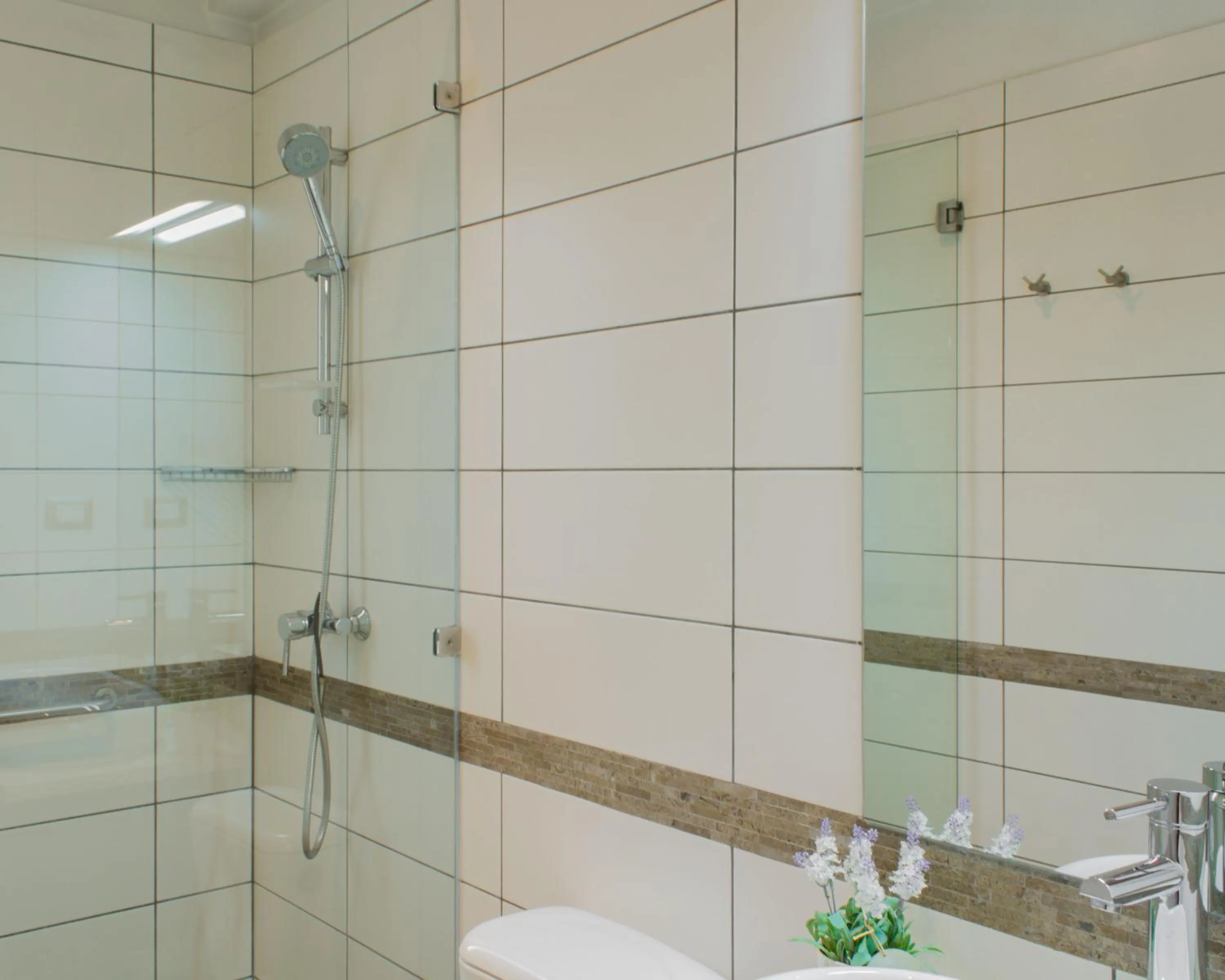 Bathroom in Lastarria Aparts