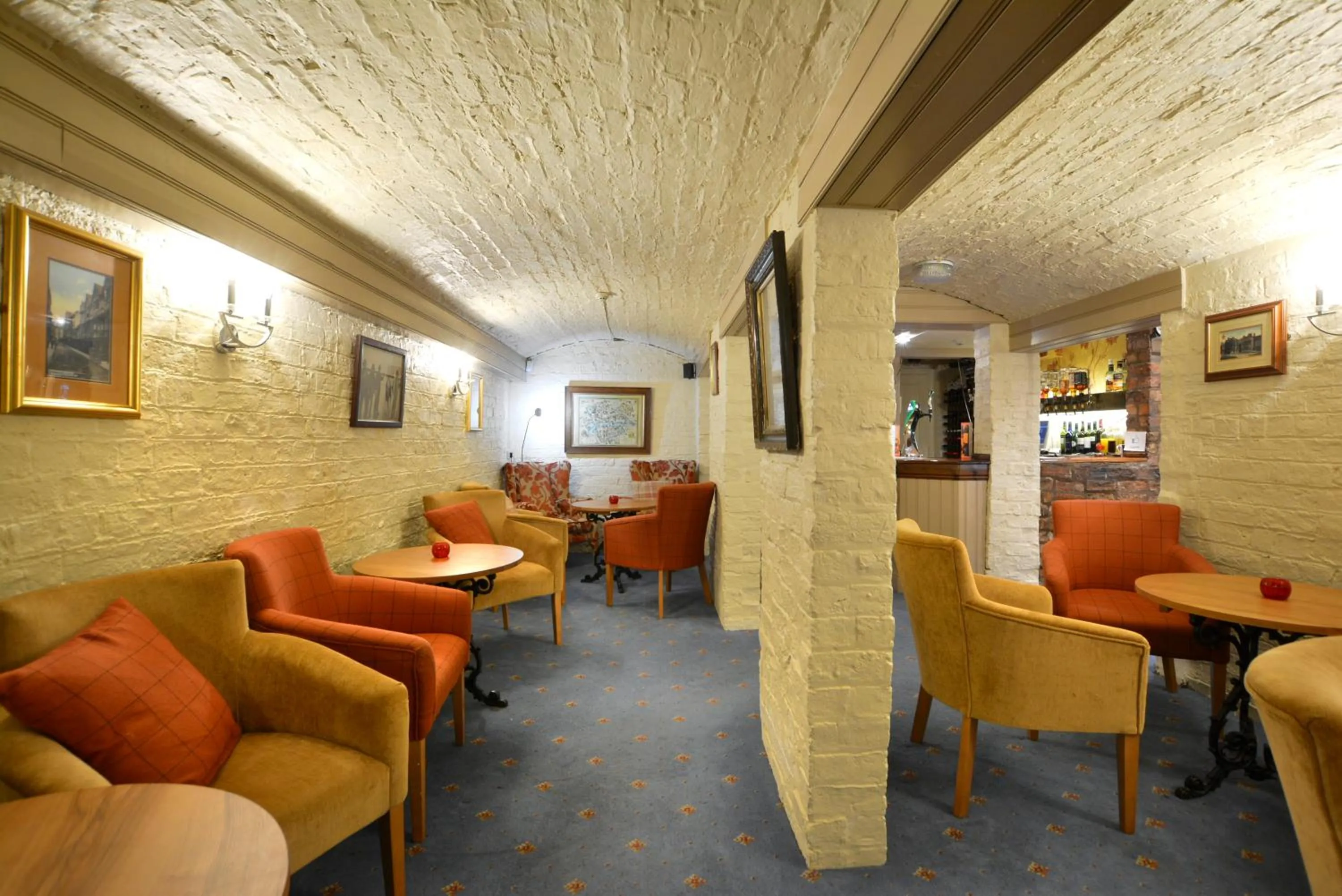 Restaurant/places to eat in Best Western Kilima Hotel