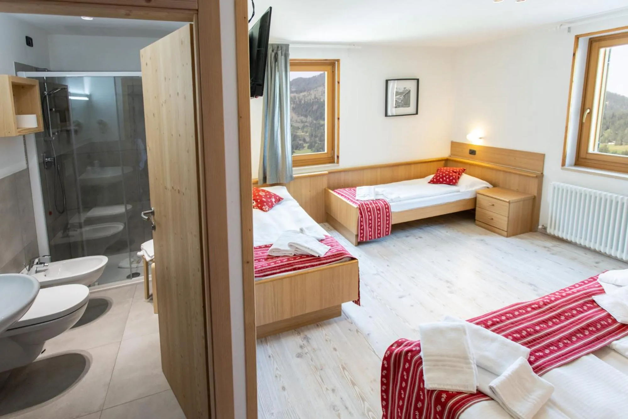 Bed in Ciasa Alpina Relax Hotel