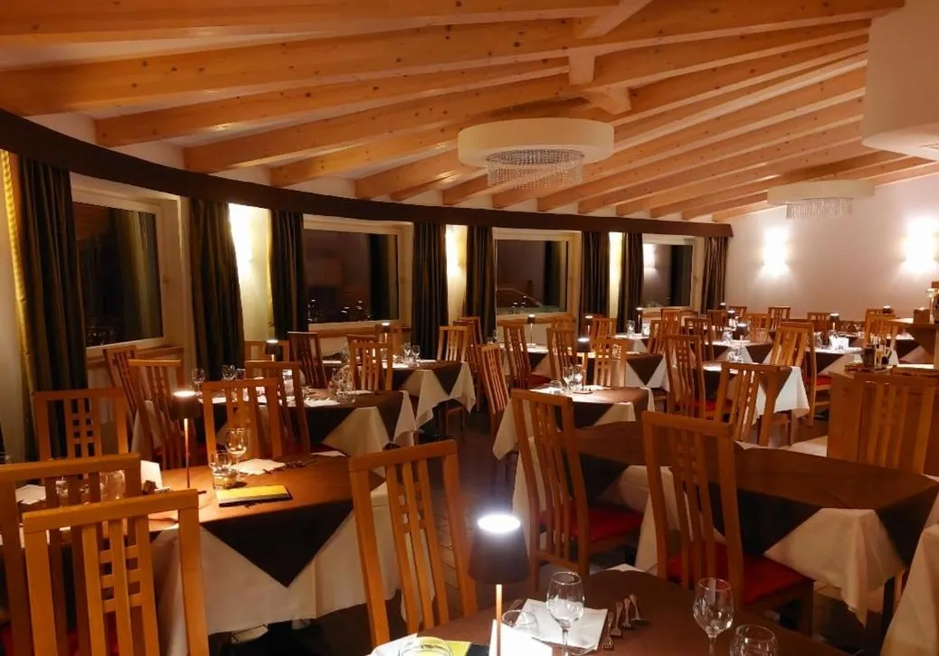 Ciasa Alpina Relax Hotel