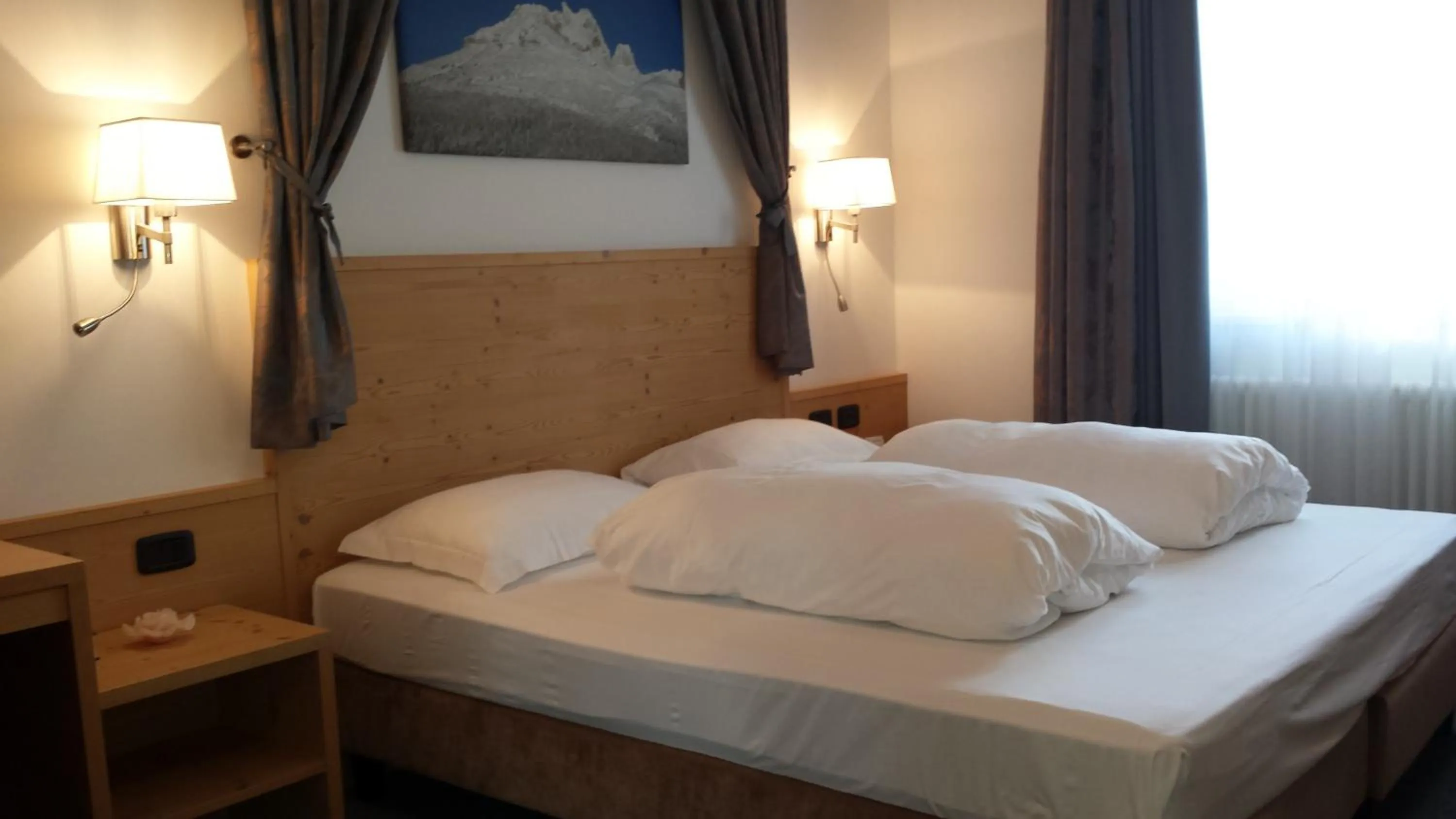 Bed in Ciasa Alpina Relax Hotel