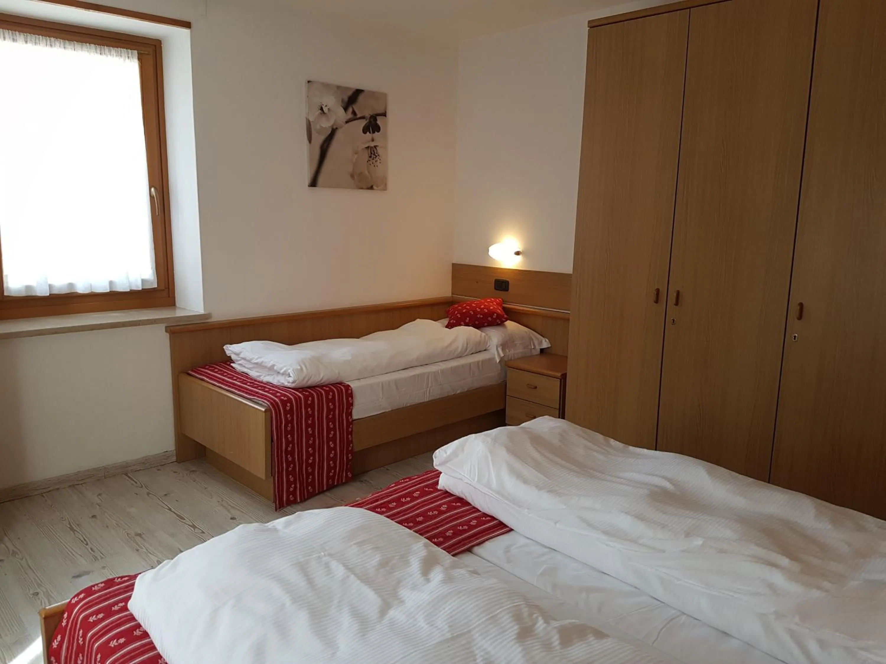 Bed in Ciasa Alpina Relax Hotel