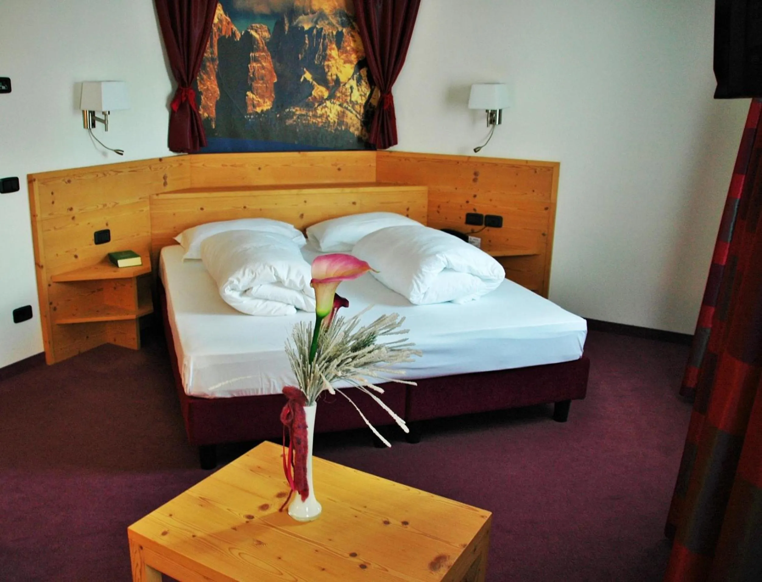 Bed in Ciasa Alpina Relax Hotel